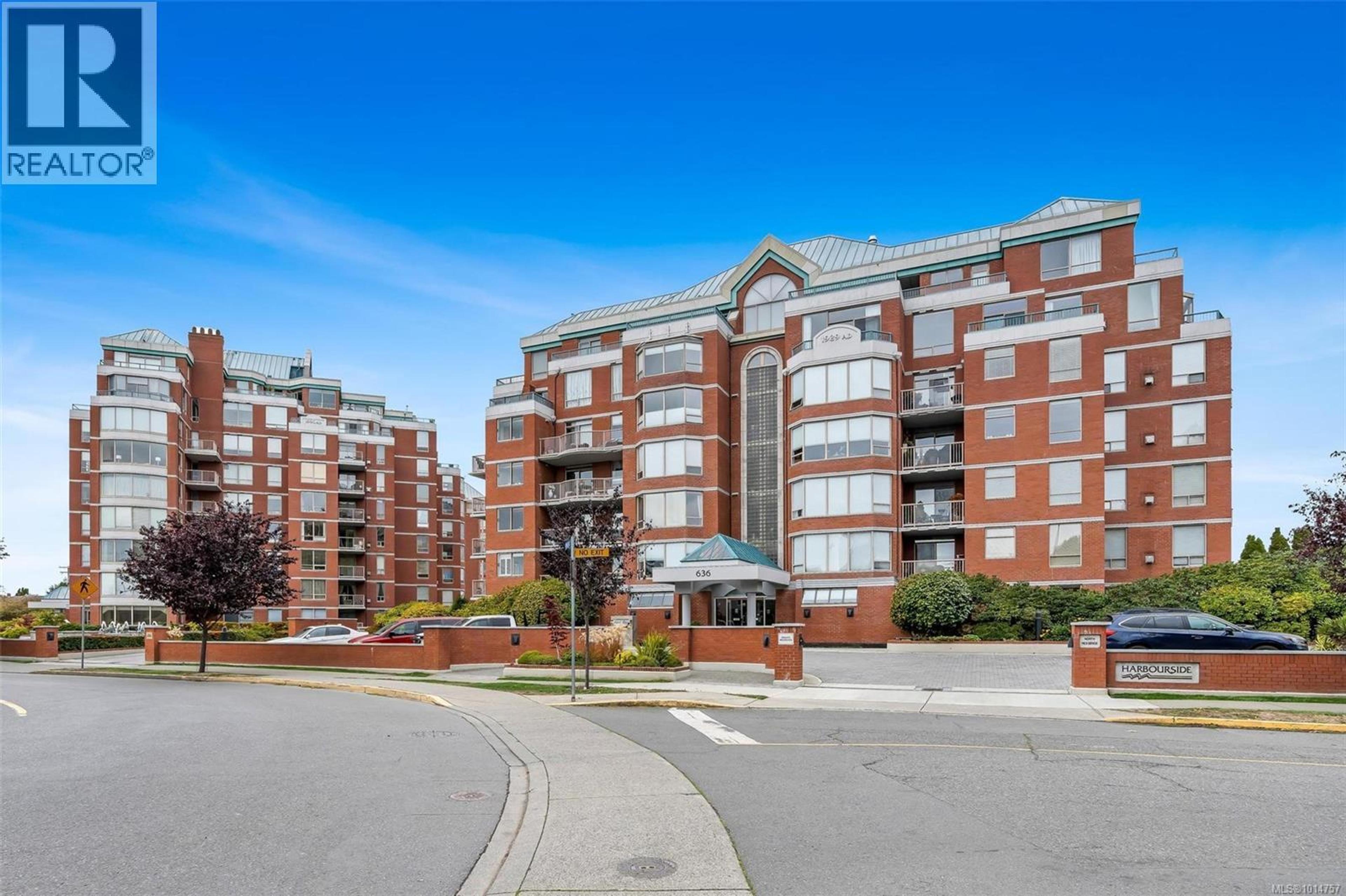 630 Montreal St, Victoria - Exteriors - Full Complex View - Photo 1