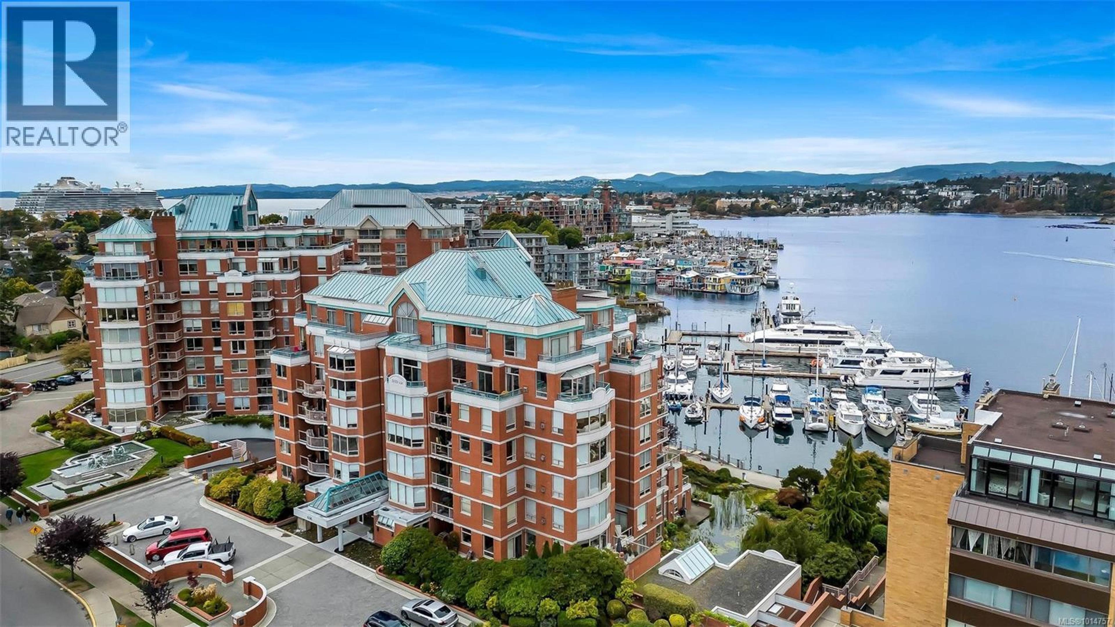 630 Montreal St, Victoria - Exteriors - Full Complex View, Drone/Aerial View - Photo 9