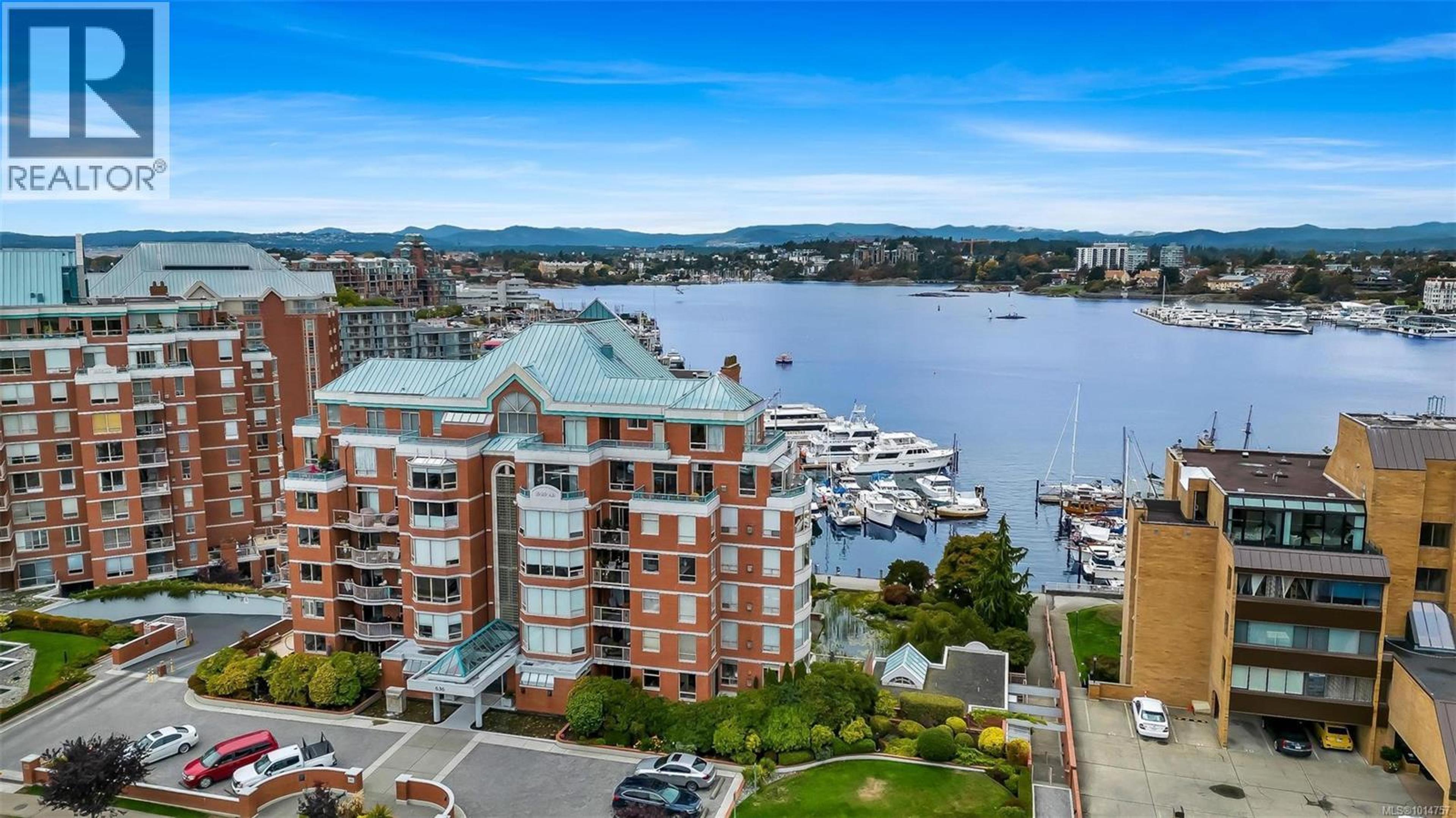 630 Montreal St, Victoria - Exteriors - Full Complex View, Drone/Aerial View - Photo 10