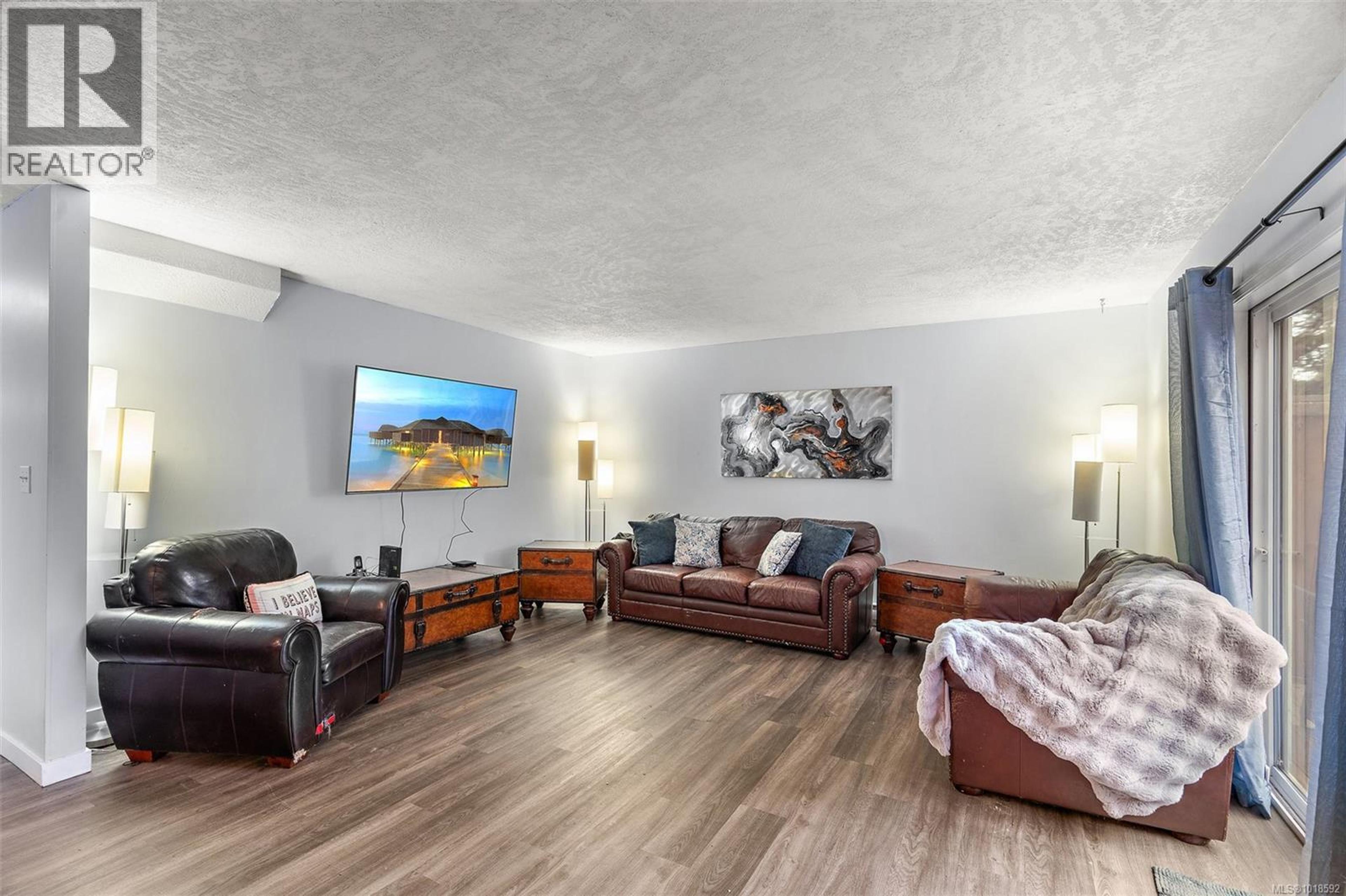 #4 2871 PEATT RD - Image 3