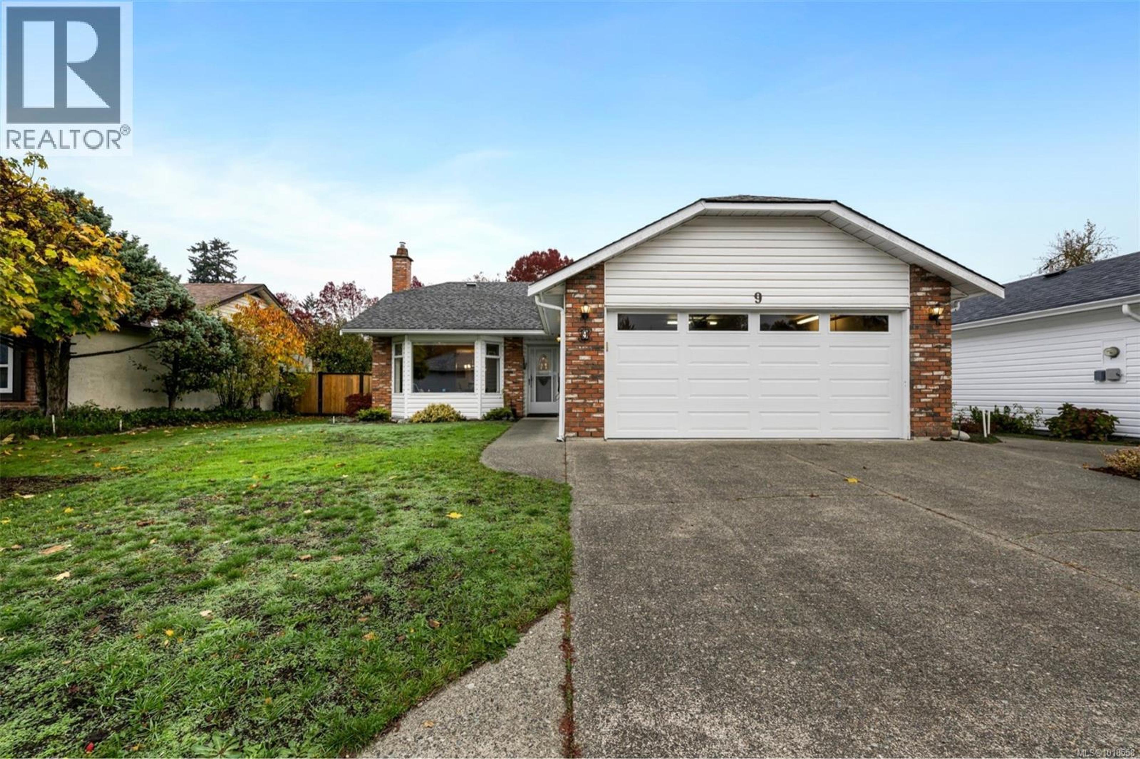 111 McKinstry Rd, Duncan - Exteriors - Photo 1