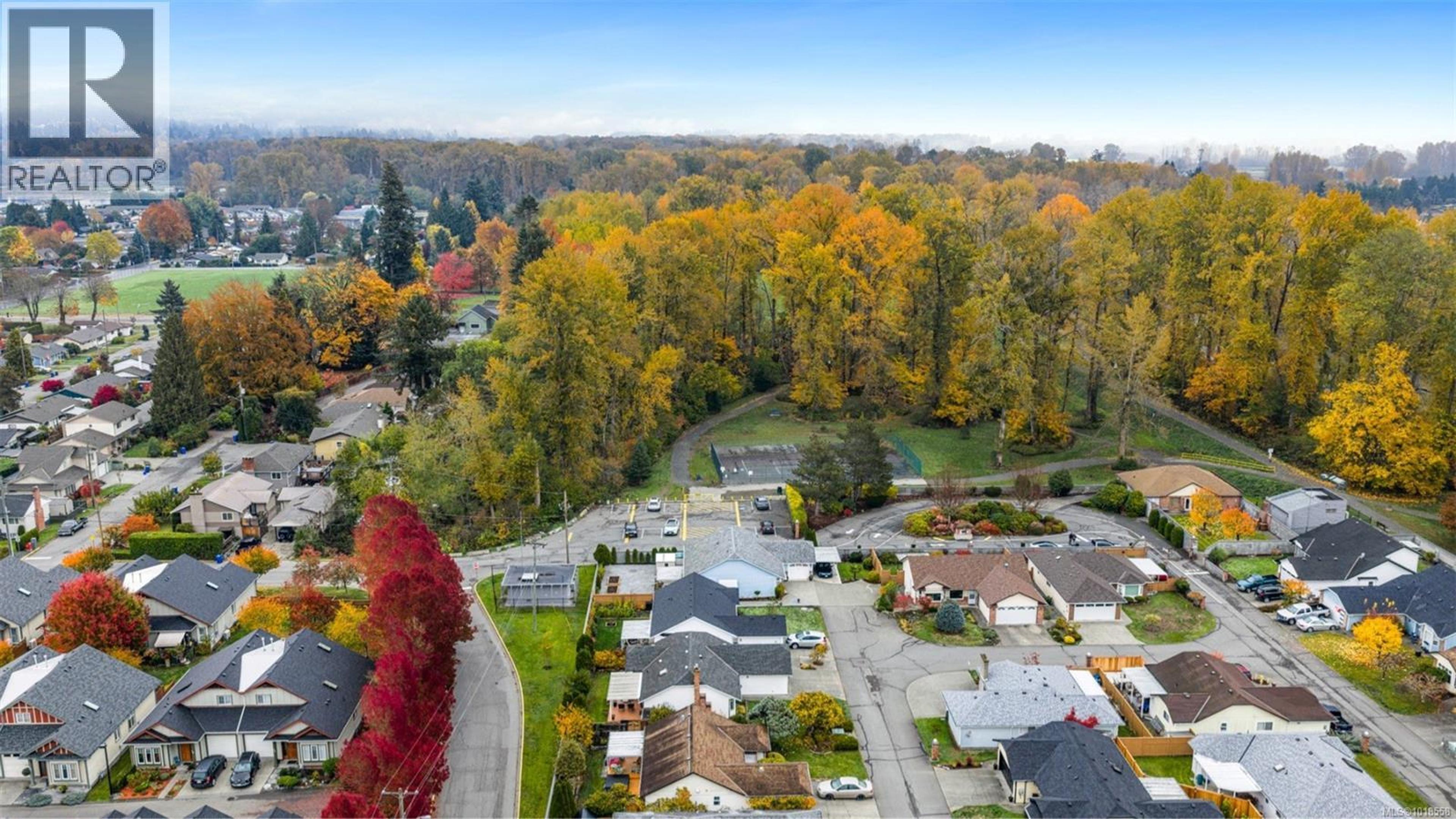 111 McKinstry Rd, Duncan - Exteriors - Full Complex View, Drone/Aerial View - Photo 10