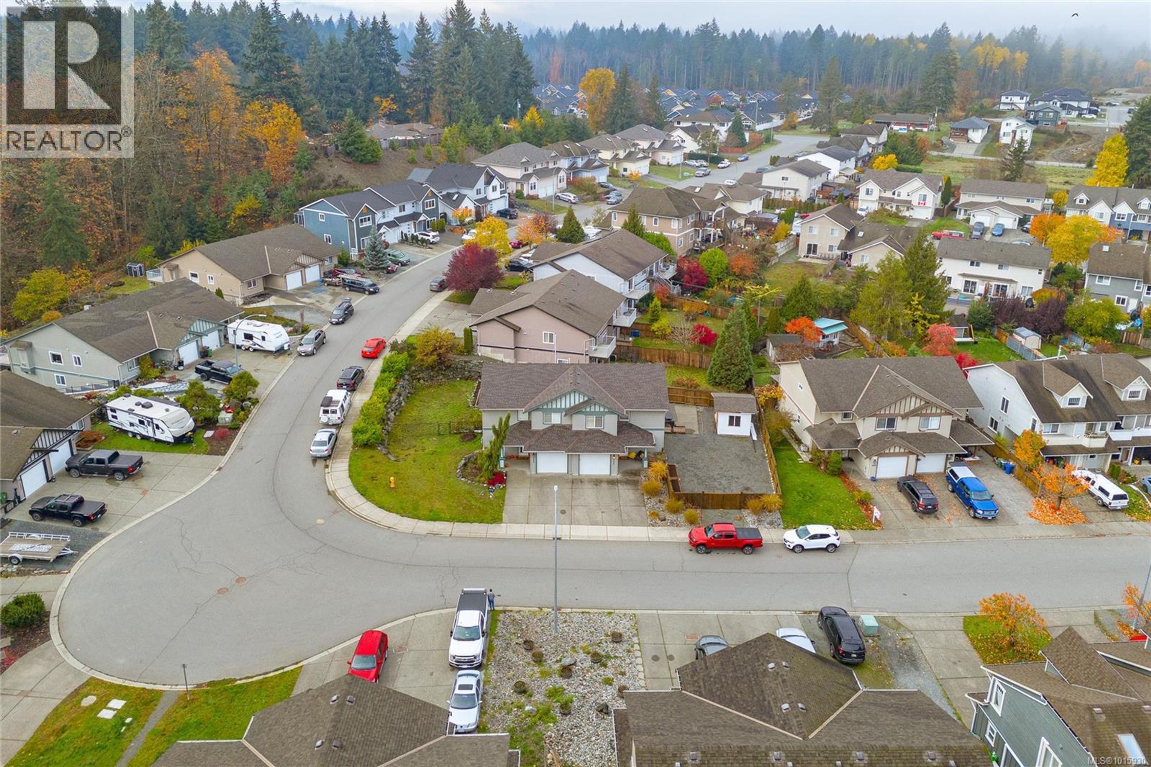 5996 Rockridge Rd, Duncan - Exteriors - Full Complex View, Drone/Aerial View - Photo 7