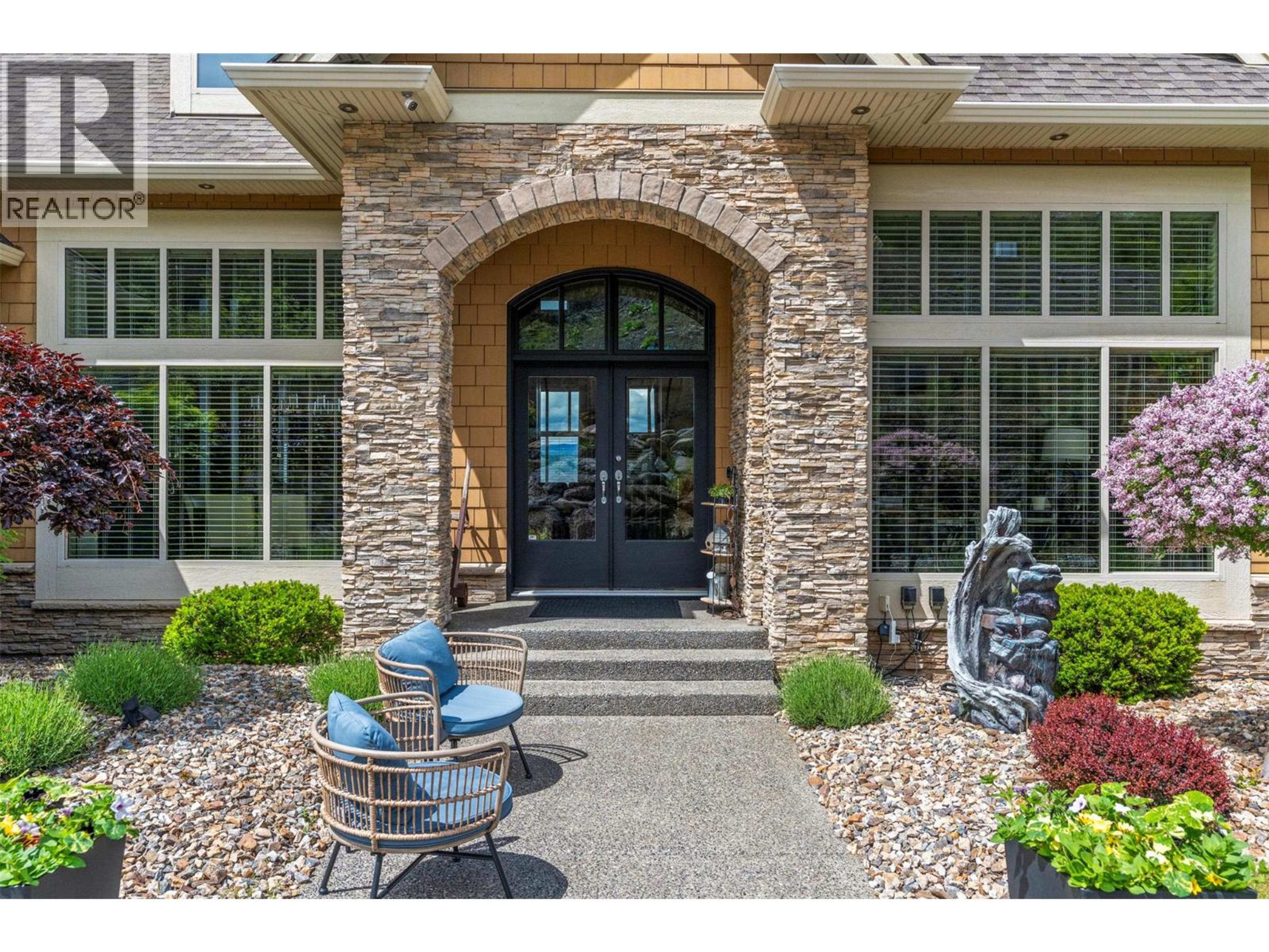 1117 Mt Fosthall Drive, Vernon - Exteriors - Photo 1