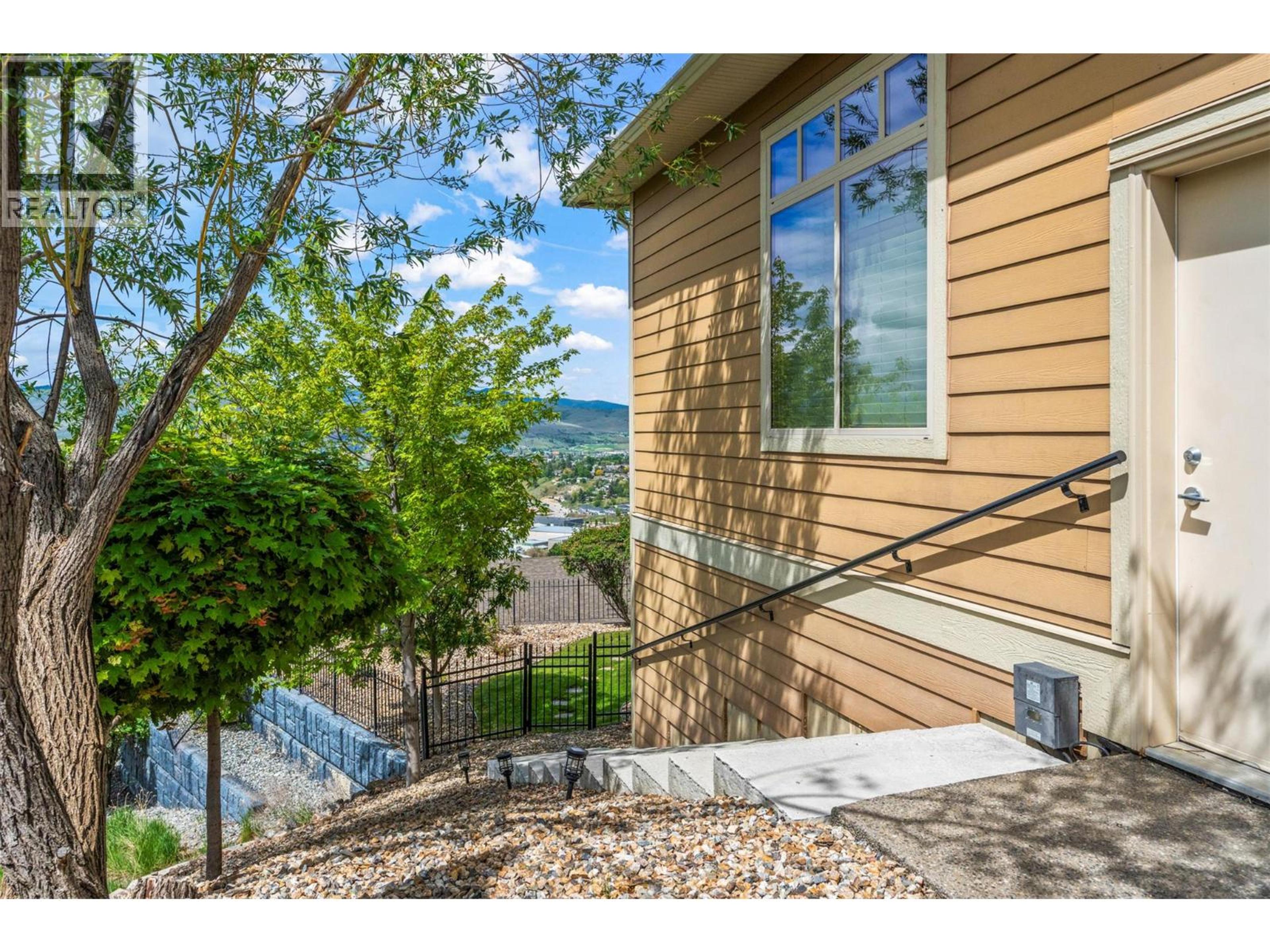 1117 Mt Fosthall Drive, Vernon - Exteriors - Photo 7