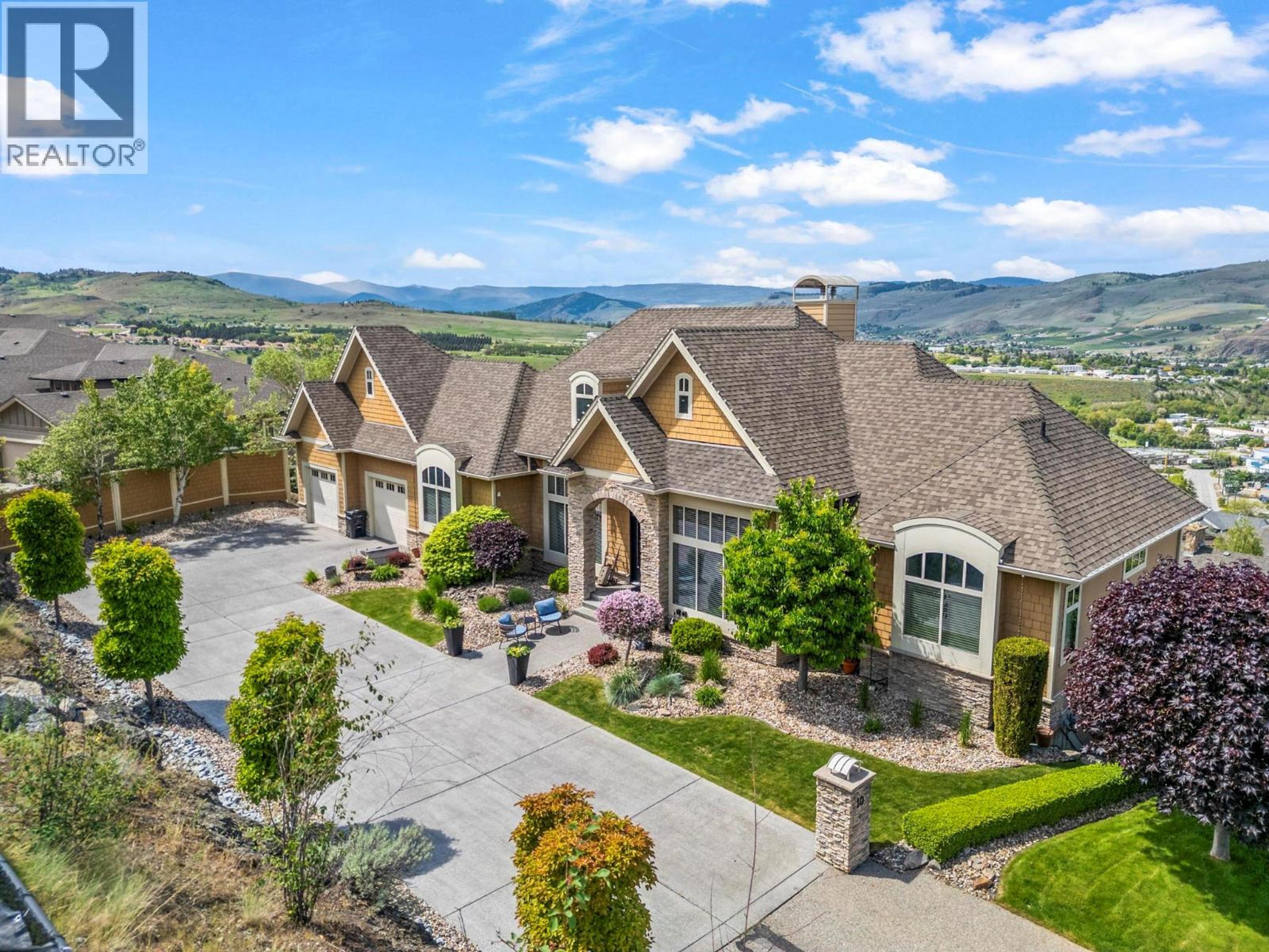 1117 Mt Fosthall Drive, Vernon - Exteriors - Drone/Aerial View - Photo 15