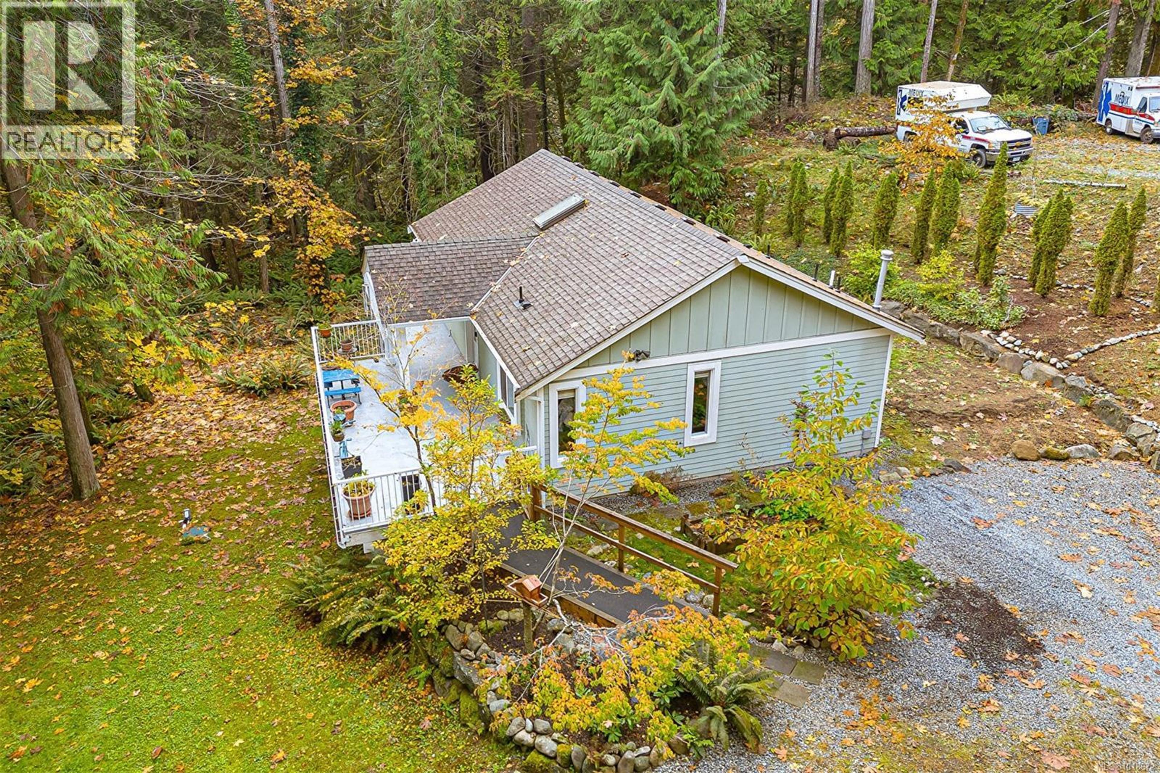 350 DOGWOOD DR - Image 2