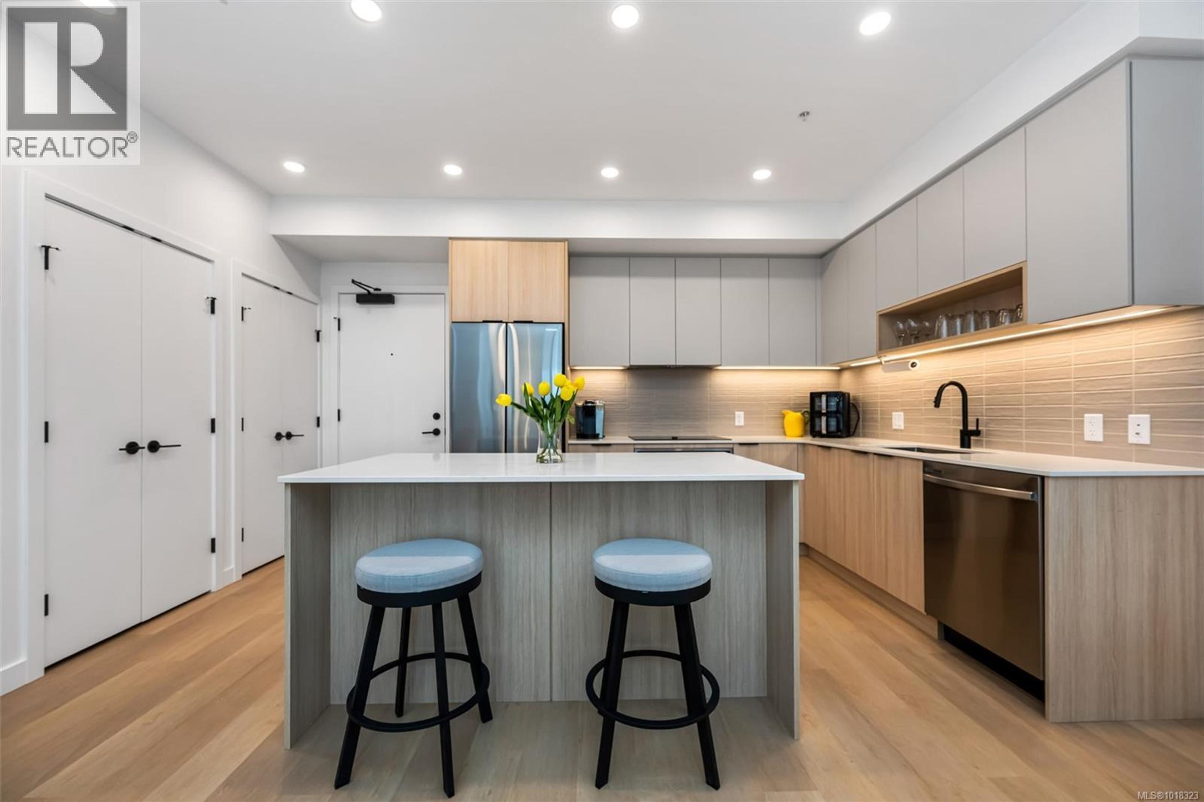 #411 3564A RYDER HESJEDAL WAY - Main Image