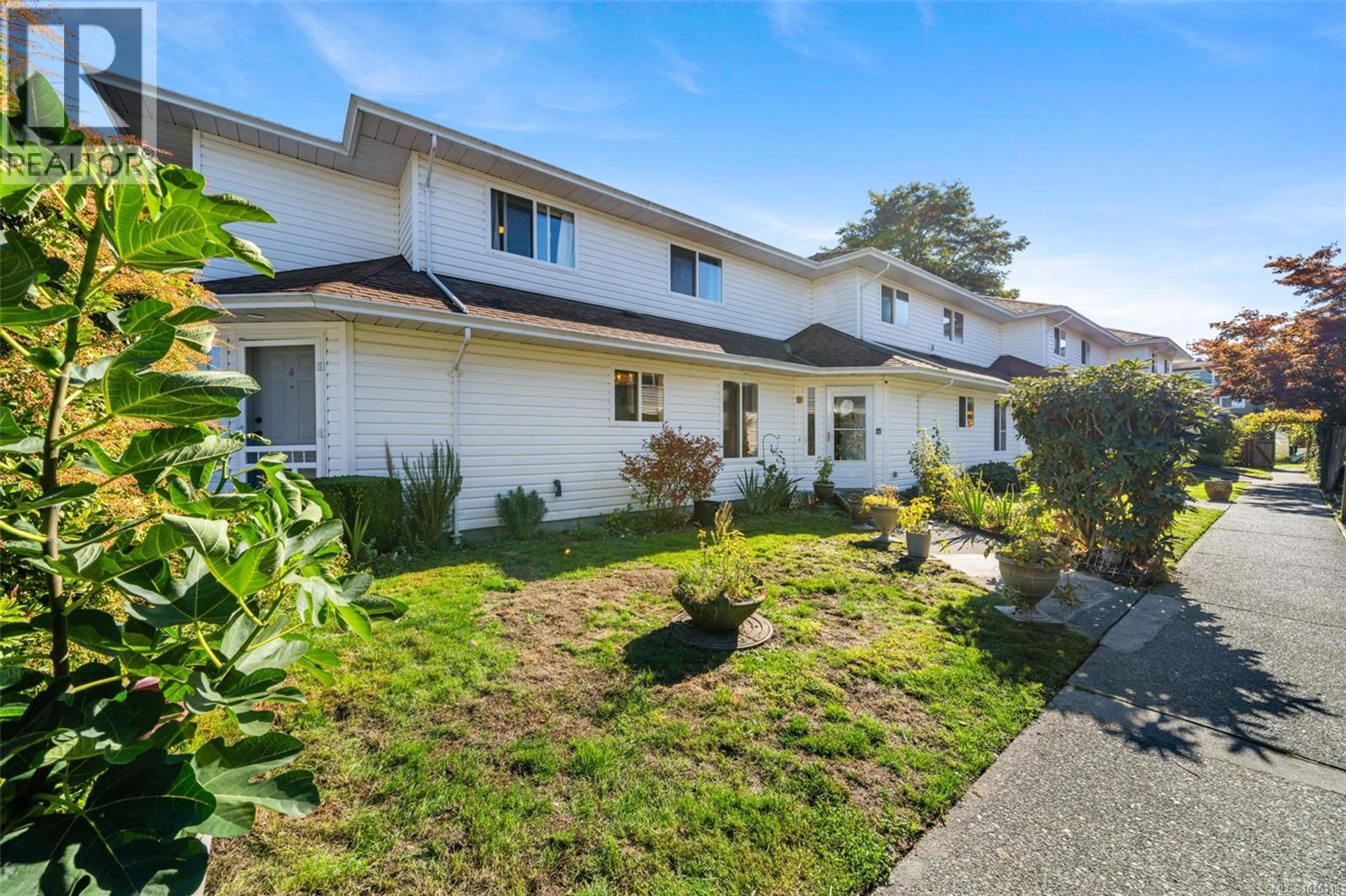 2516 Dingwall St, Duncan - Exteriors - Photo 8