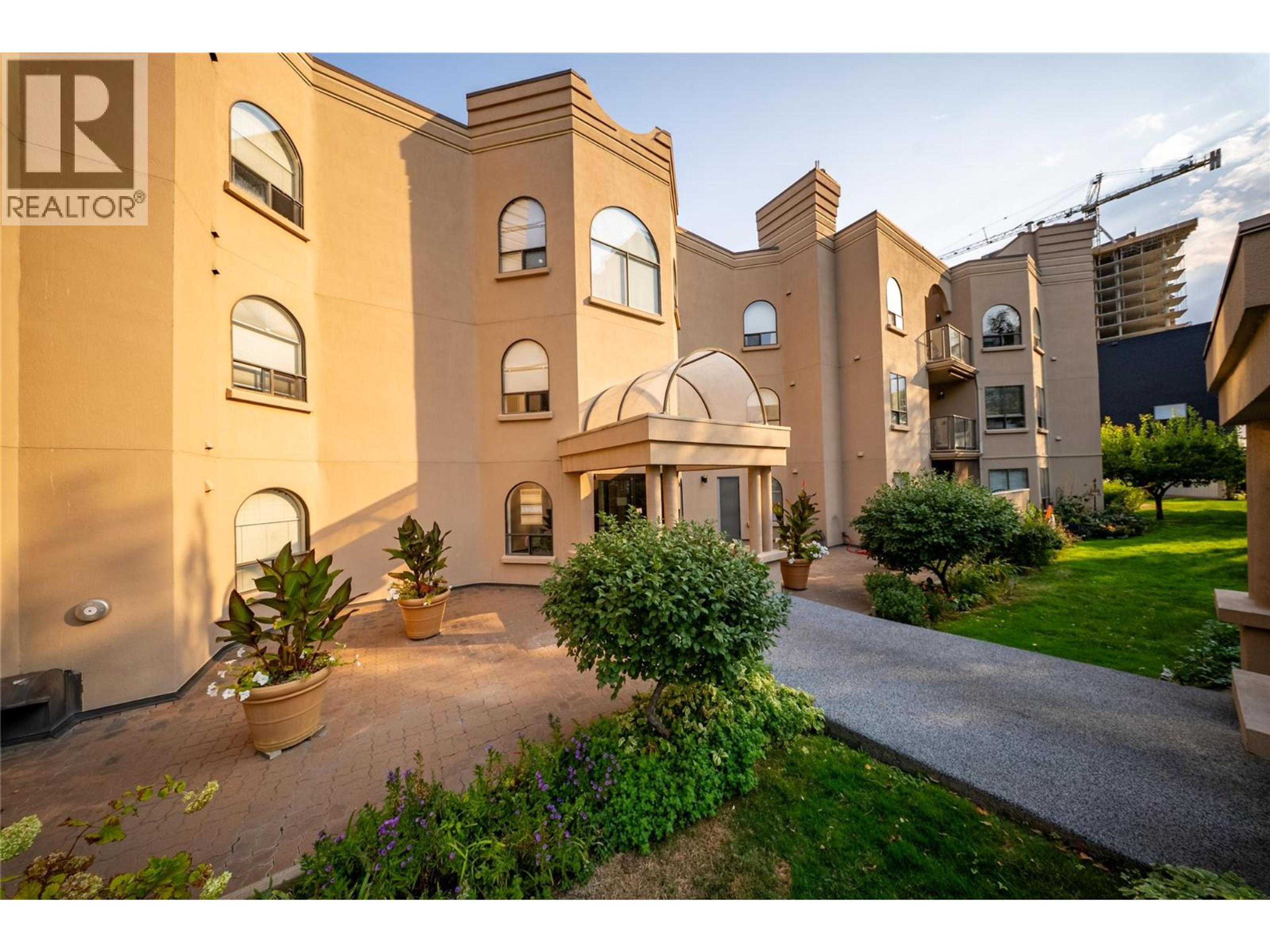 #108 338 NICOLA STREET - Image 3