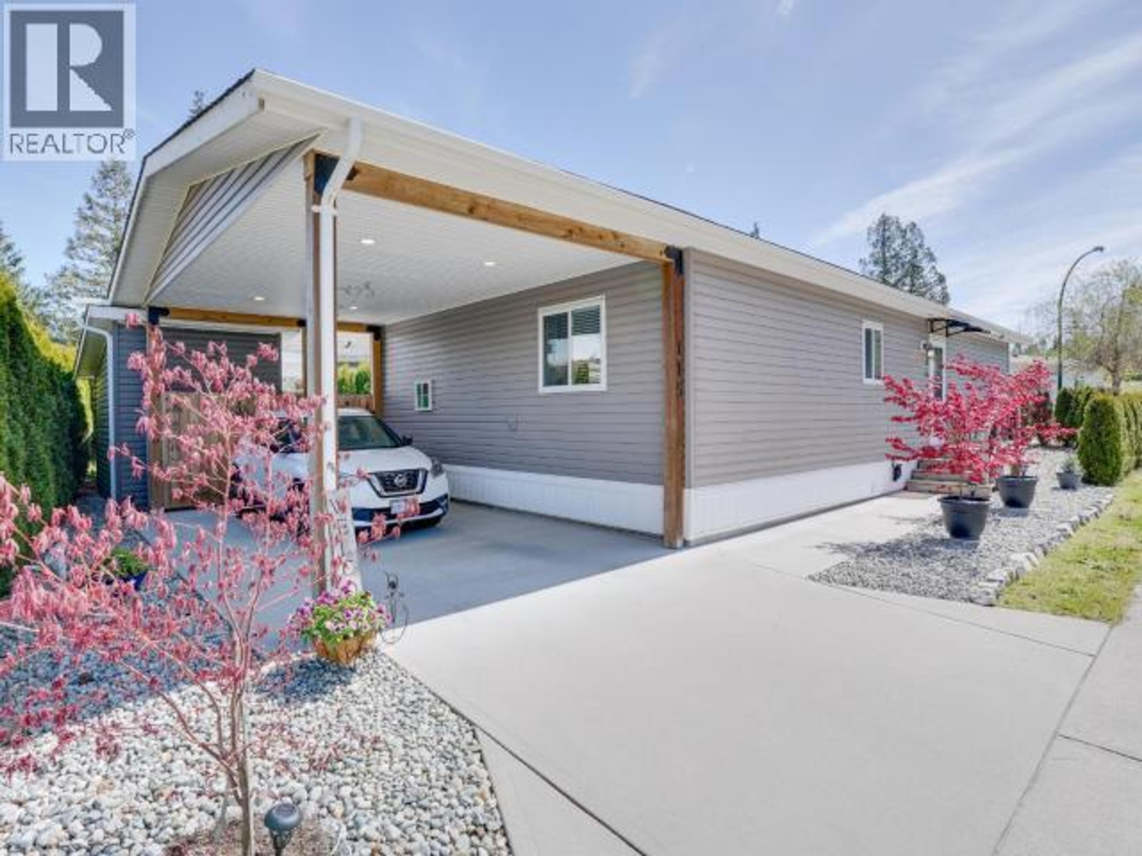 115-8430 SPRINGBROOK ROAD - Image 2