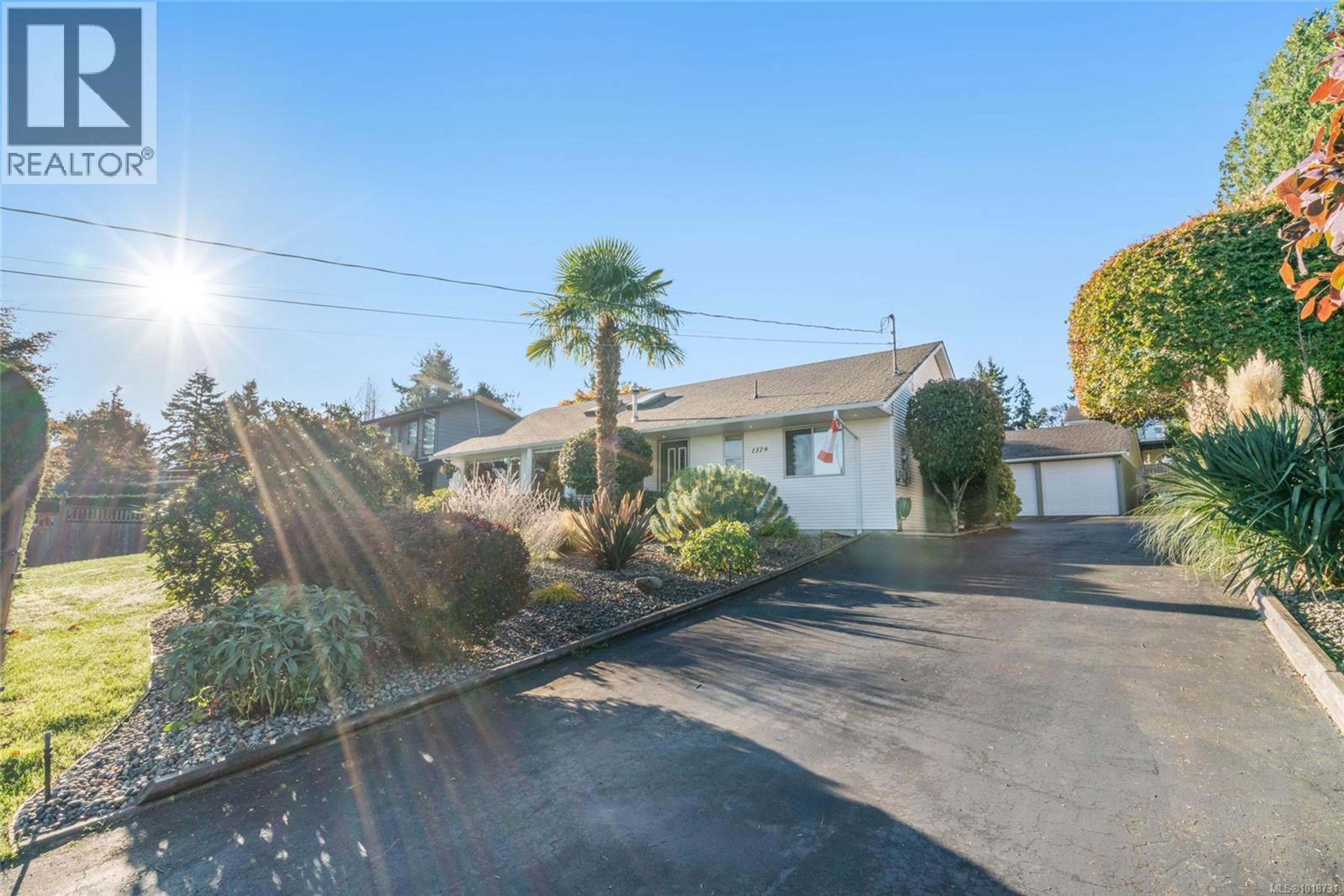 1379 REEF RD - Main Image