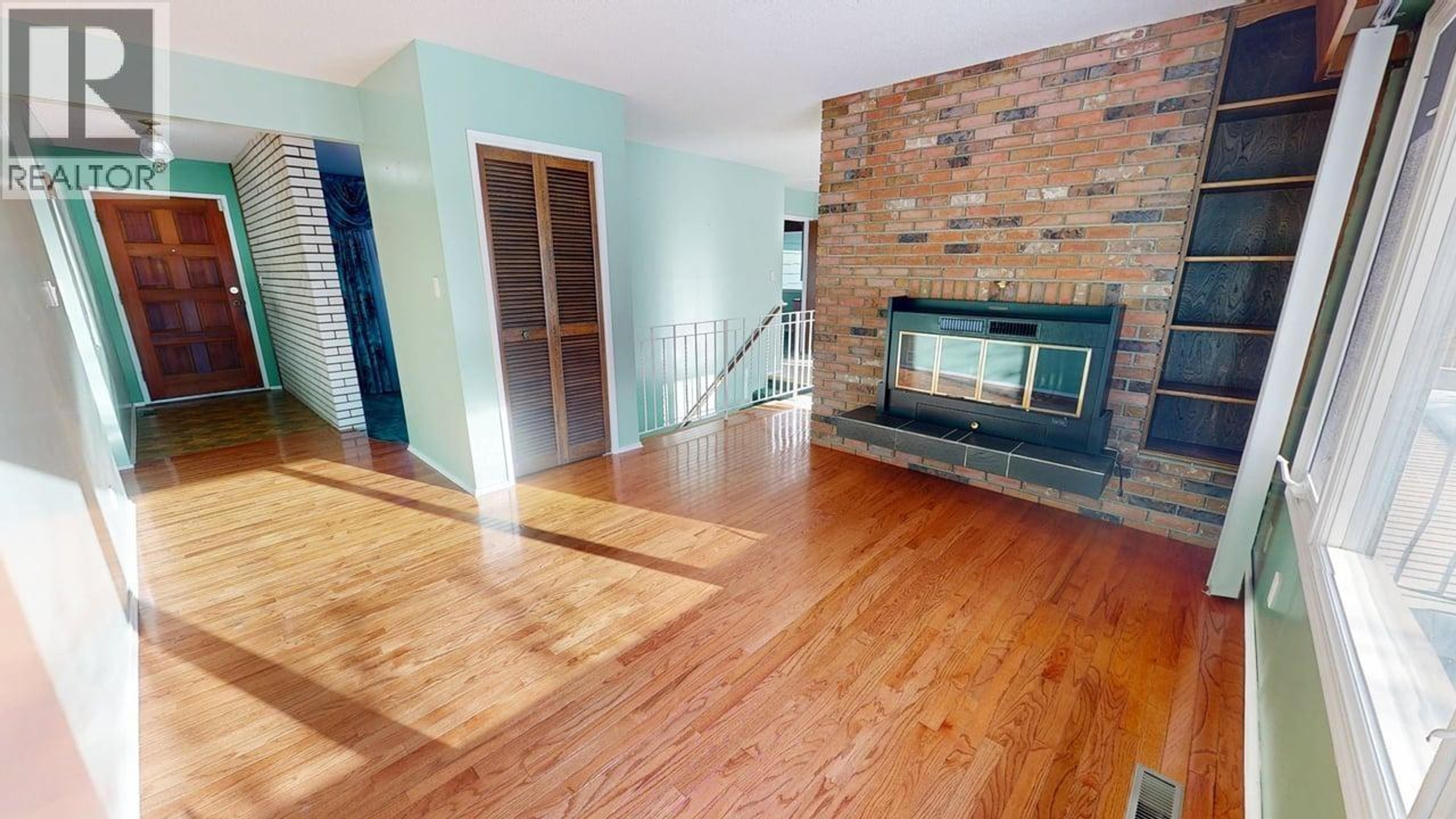 10415 109 AVENUE - Image 2