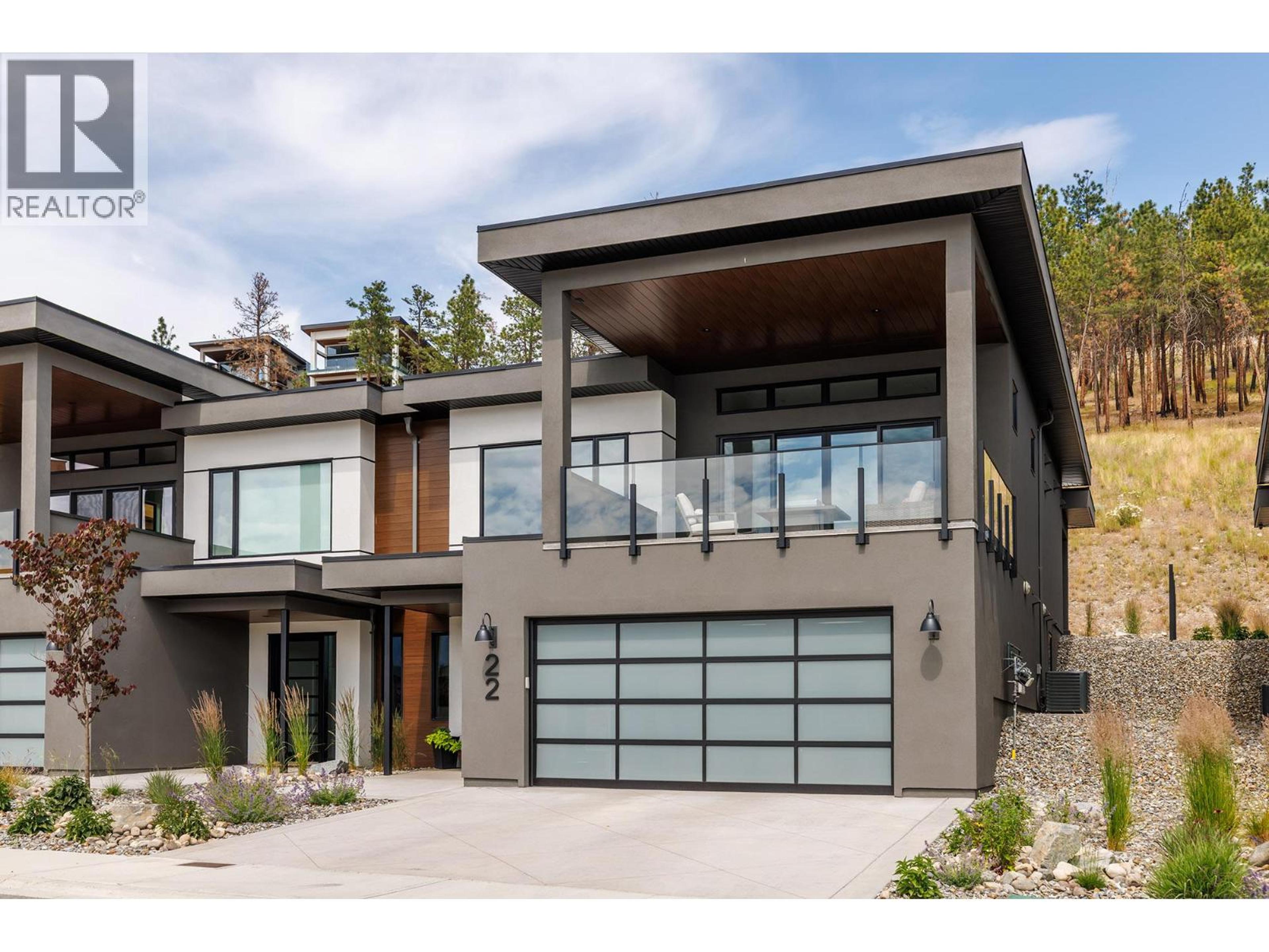 9201 Okanagan Centre Road W, Lake Country - Exteriors - Photo 7