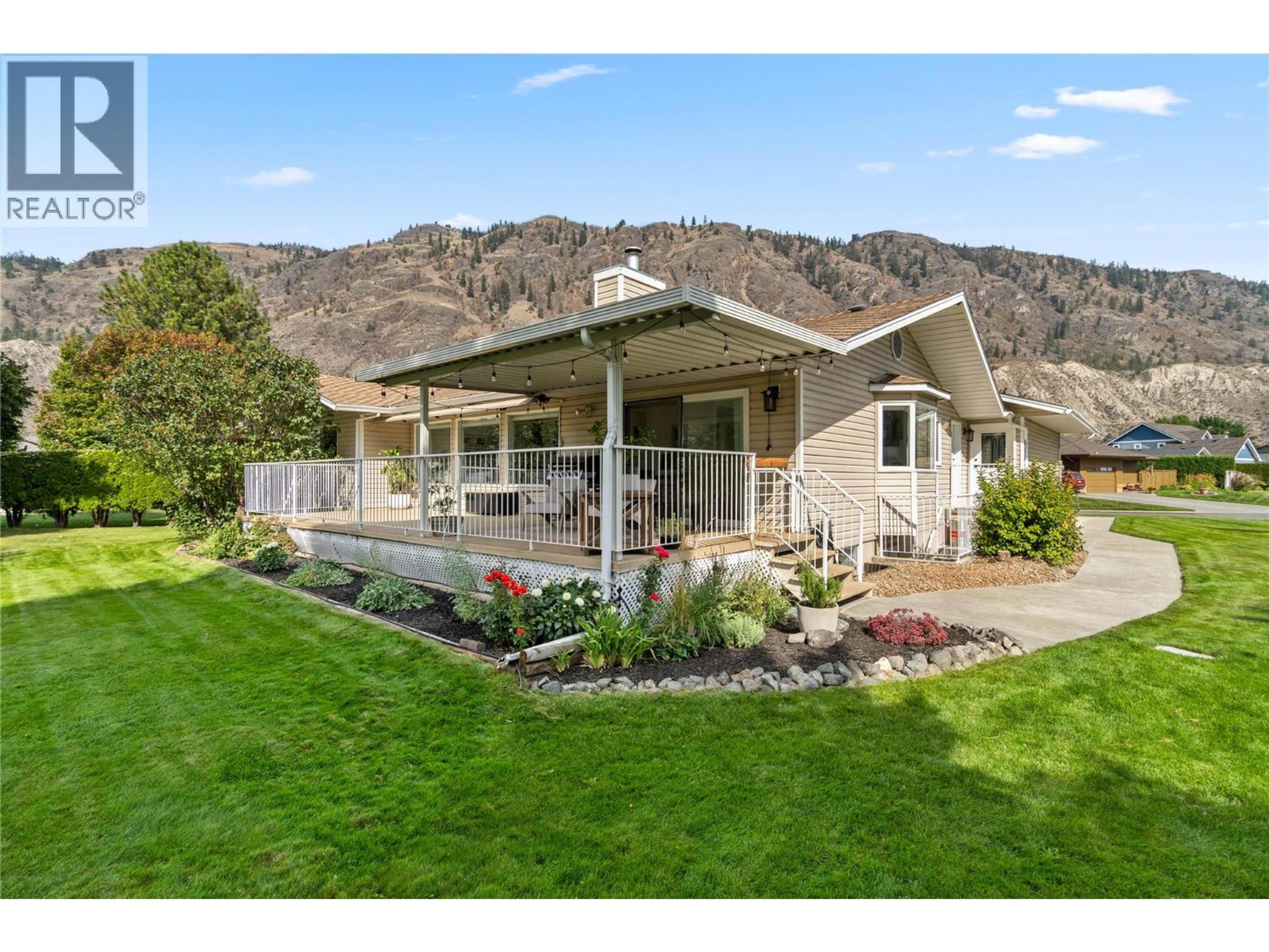 3460 NAVATANEE Drive, Kamloops - Exteriors - Photo 4