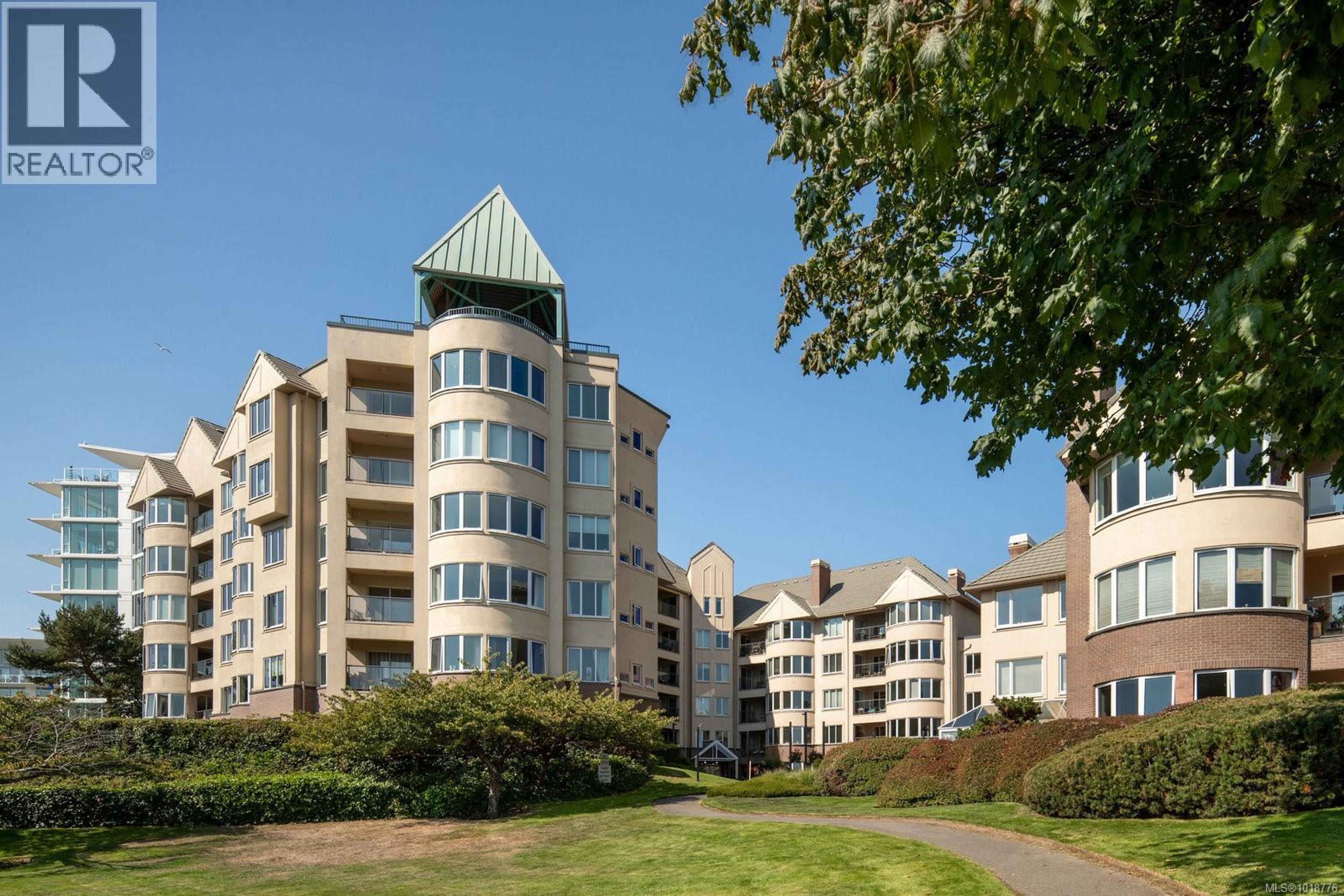 50 Songhees Rd, Victoria - Exteriors - Full Complex View - Photo 5