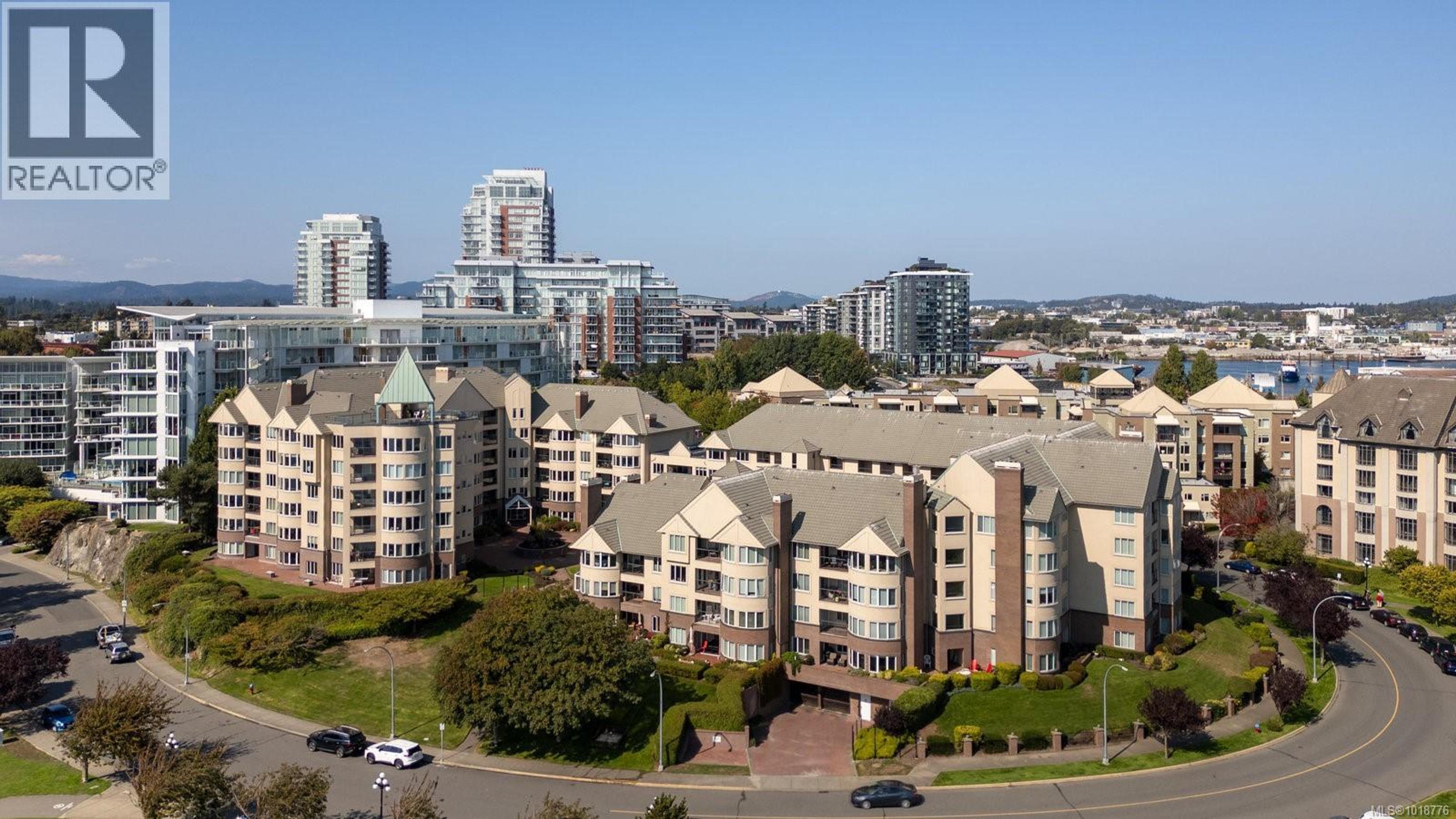 50 Songhees Rd, Victoria - Exteriors - Full Complex View, Drone/Aerial View - Photo 6