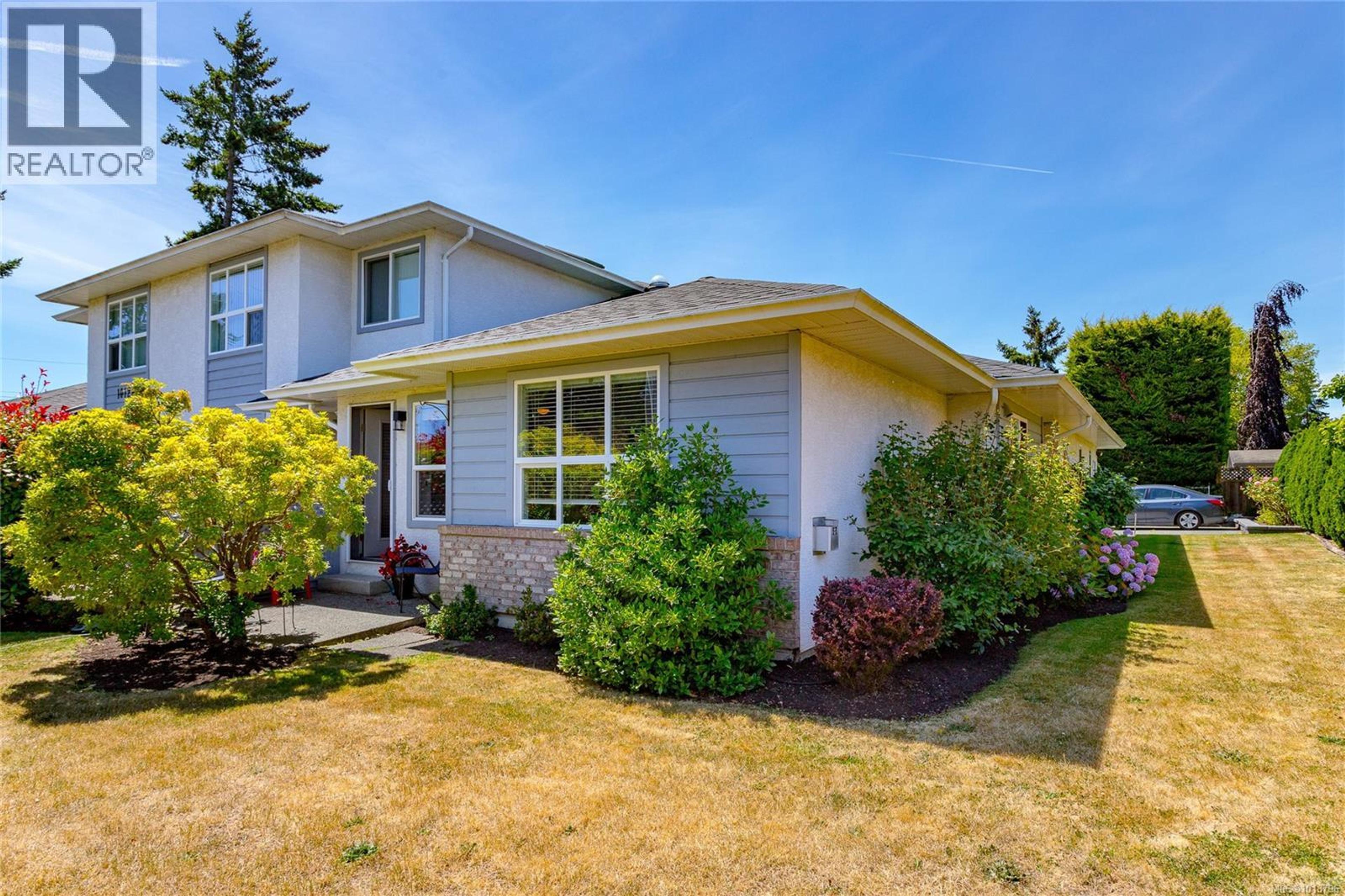 10124 Resthaven Dr, Sidney - Exteriors - Photo 4