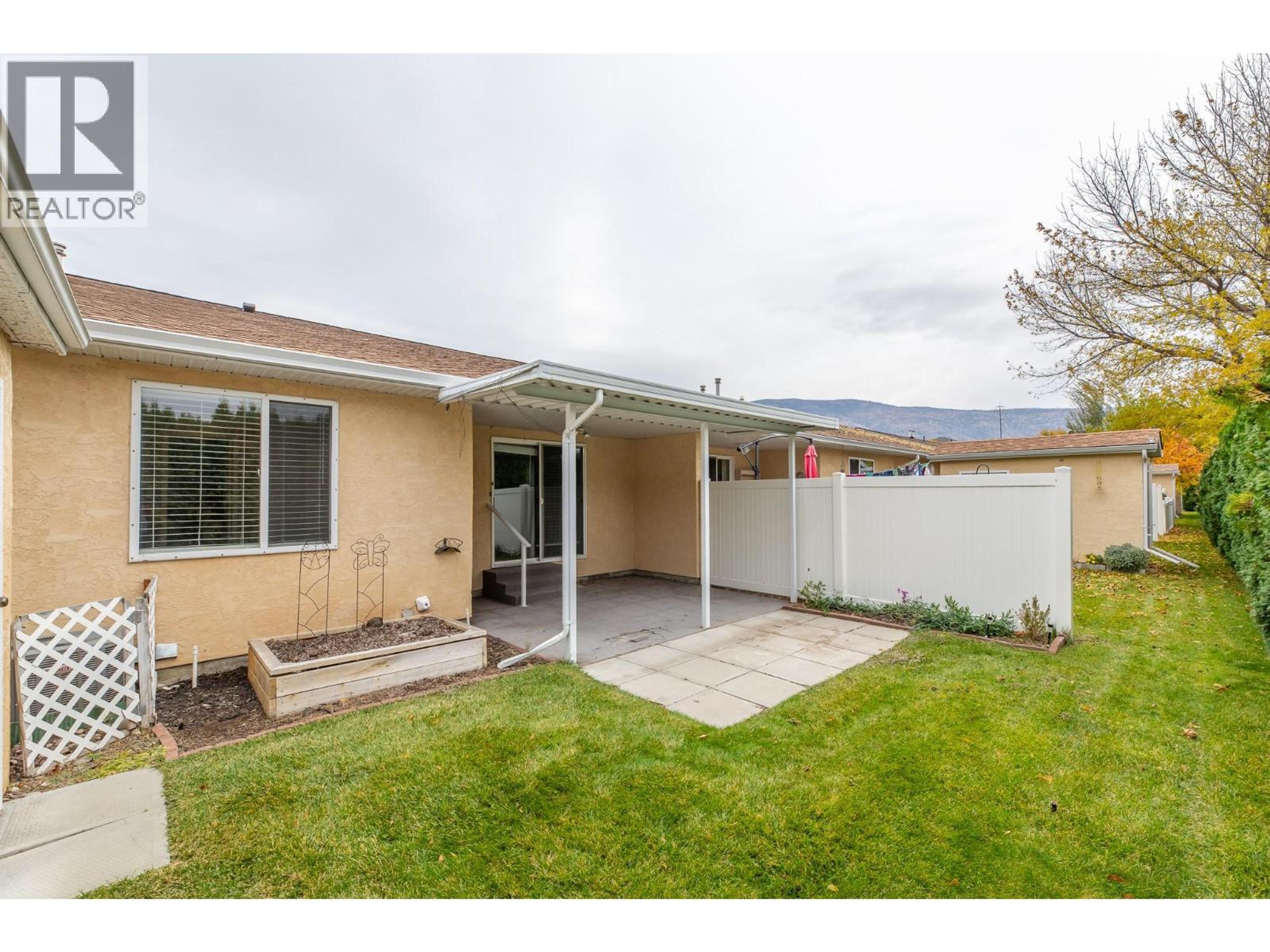 145 REDWING Place, Oliver - Exteriors - Photo 7