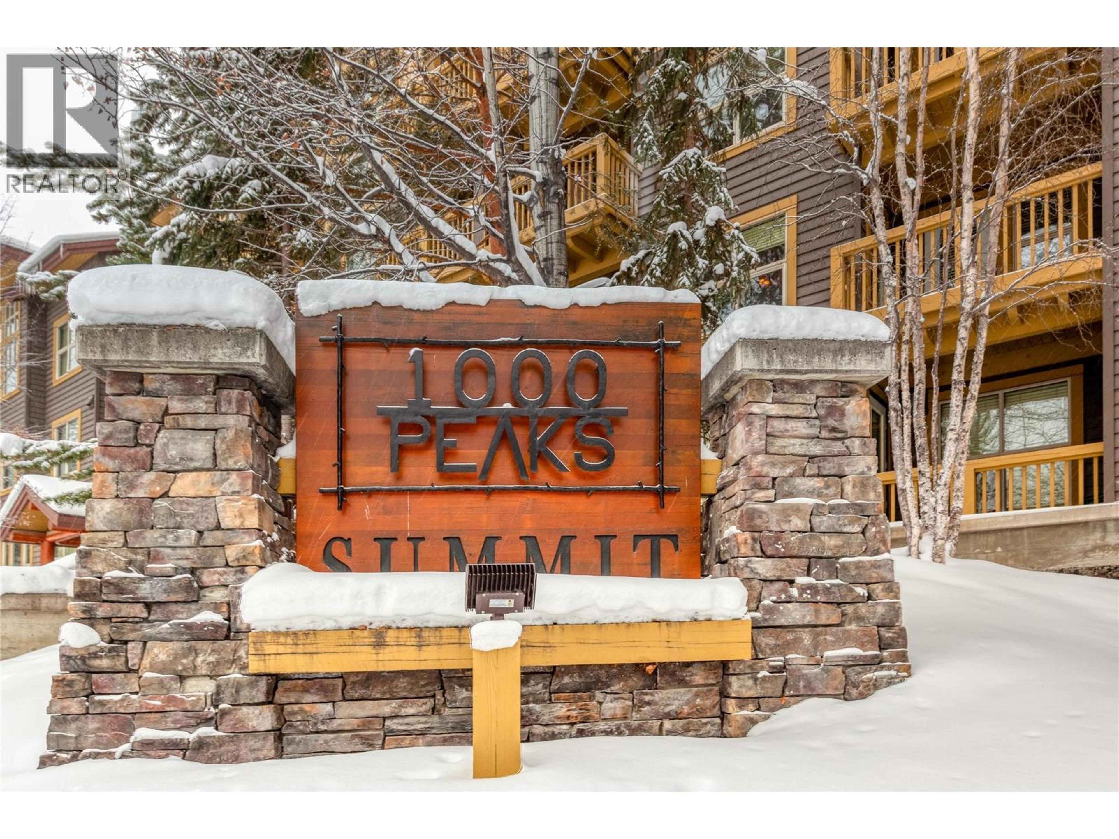 2070 Summit Drive Drive, Panorama - Exteriors - Photo 1