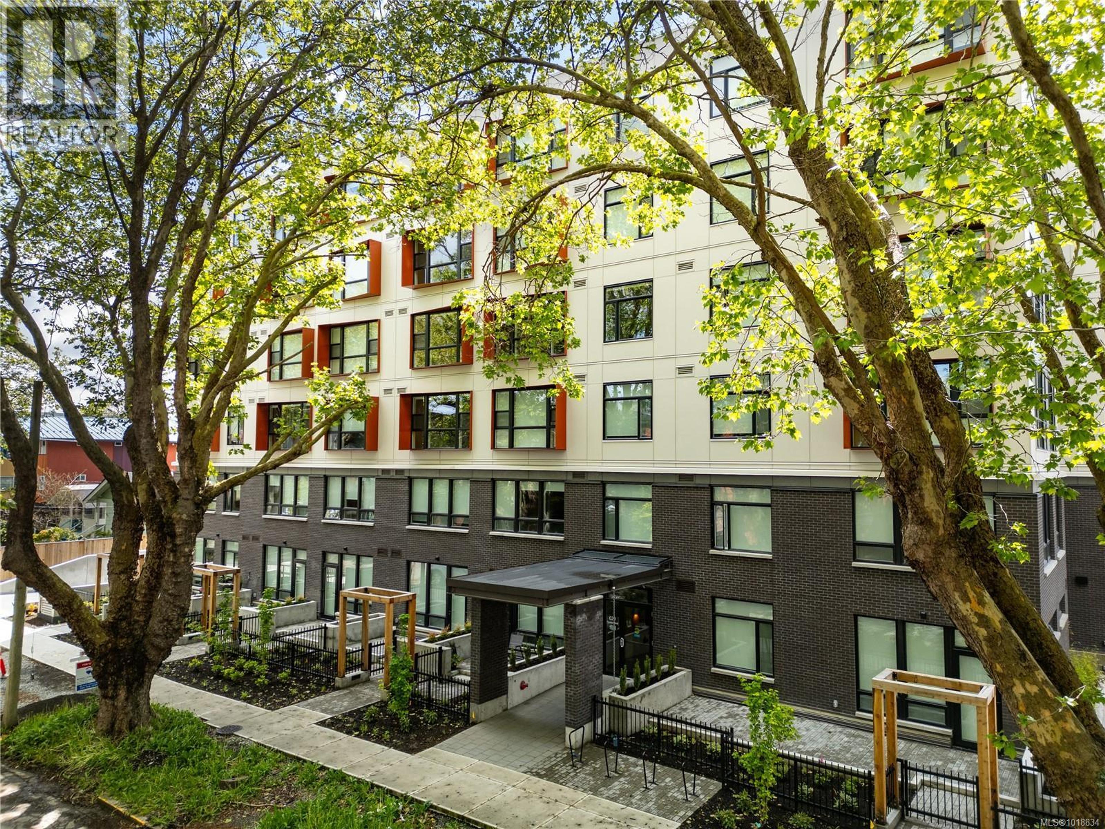 #210 629 SPEED AVE - Image 2