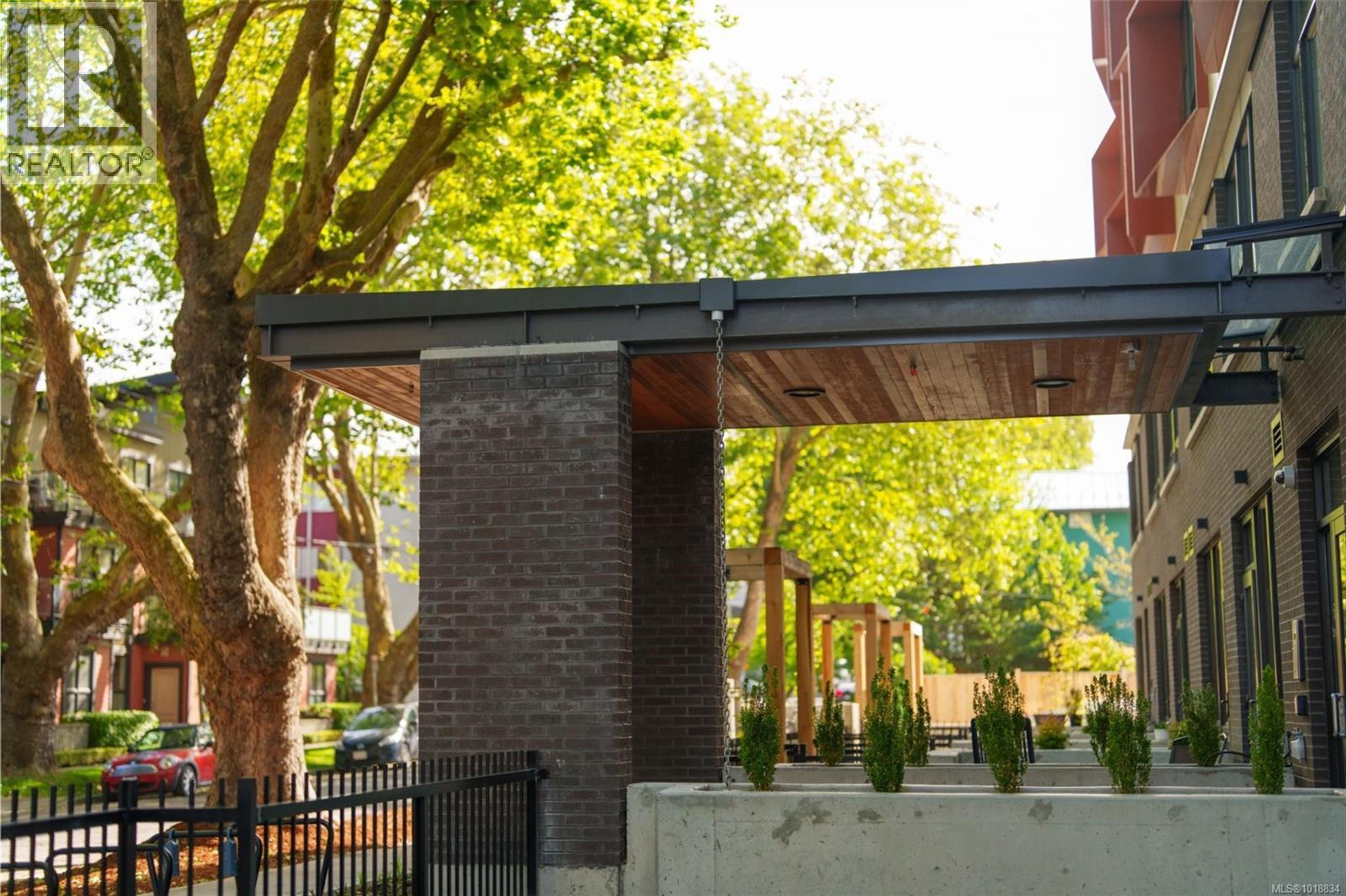 #210 629 SPEED AVE - Image 3