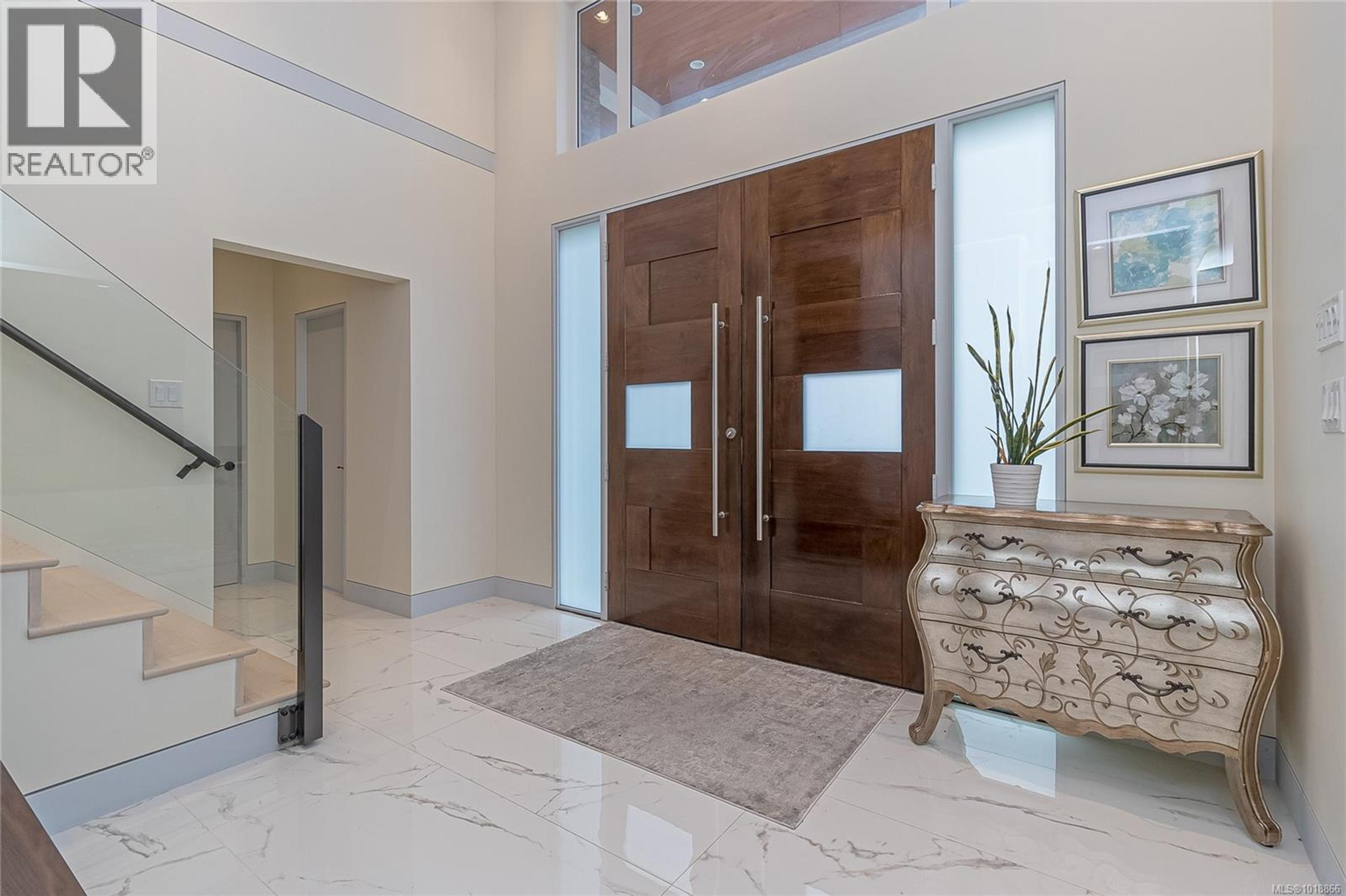 2328 DUNLEVY ST - Image 2