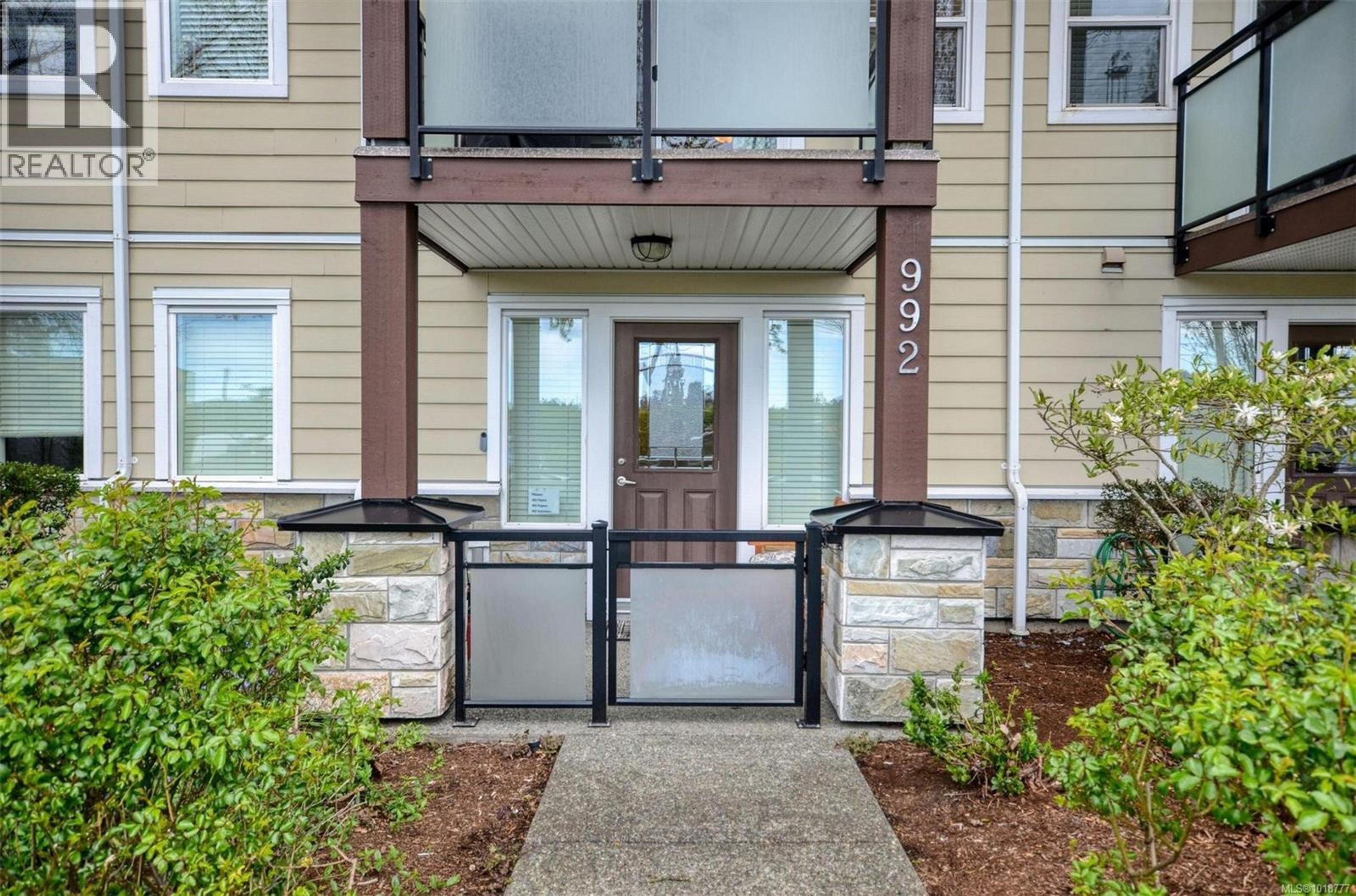 992 DUNFORD AVE - Image 2