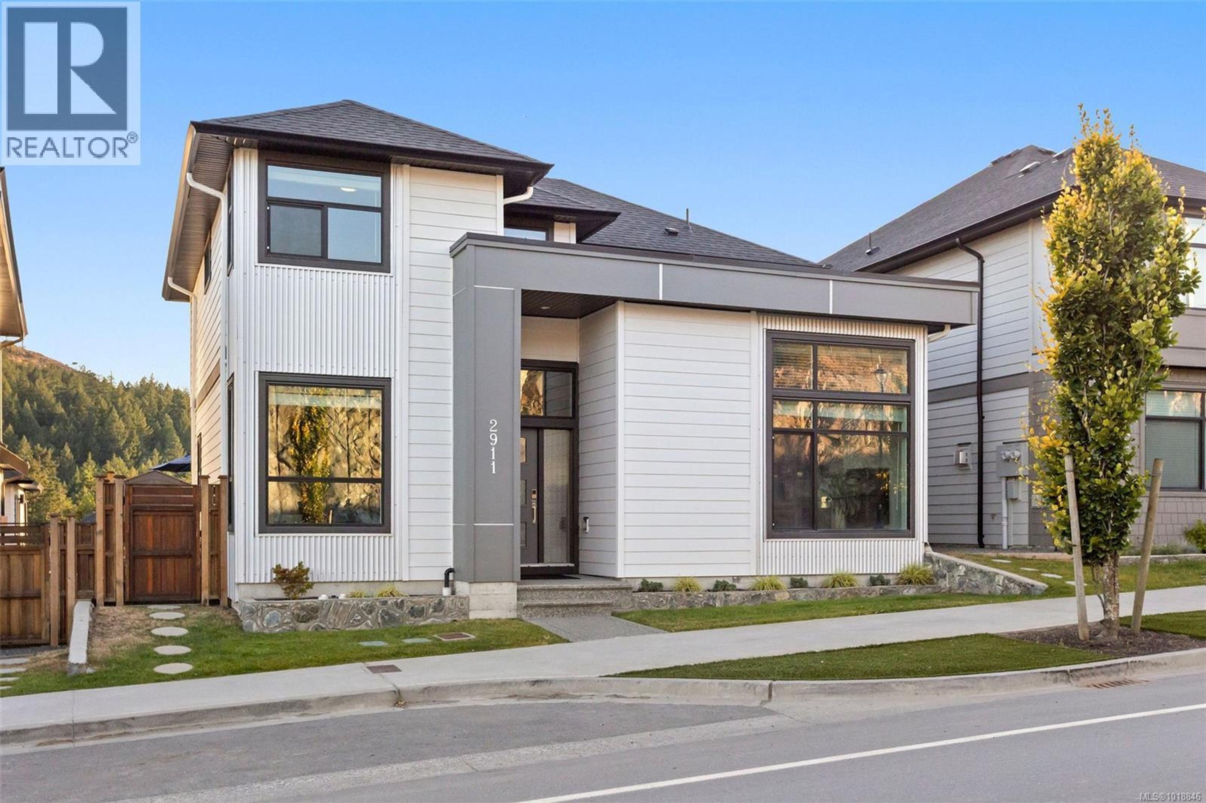 2911 CONSTELLATION AVE - Main Image