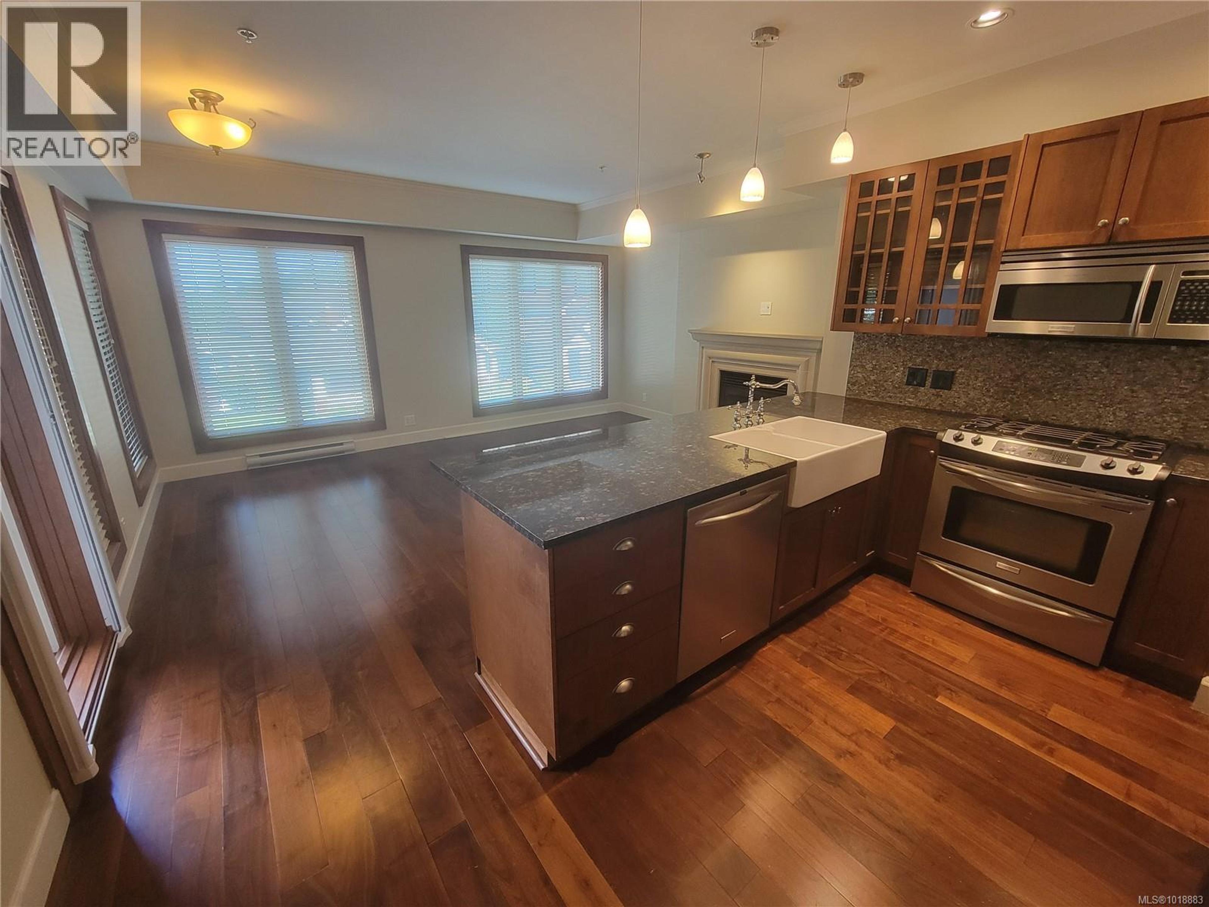 #205 2006 TROON CRT - Image 2