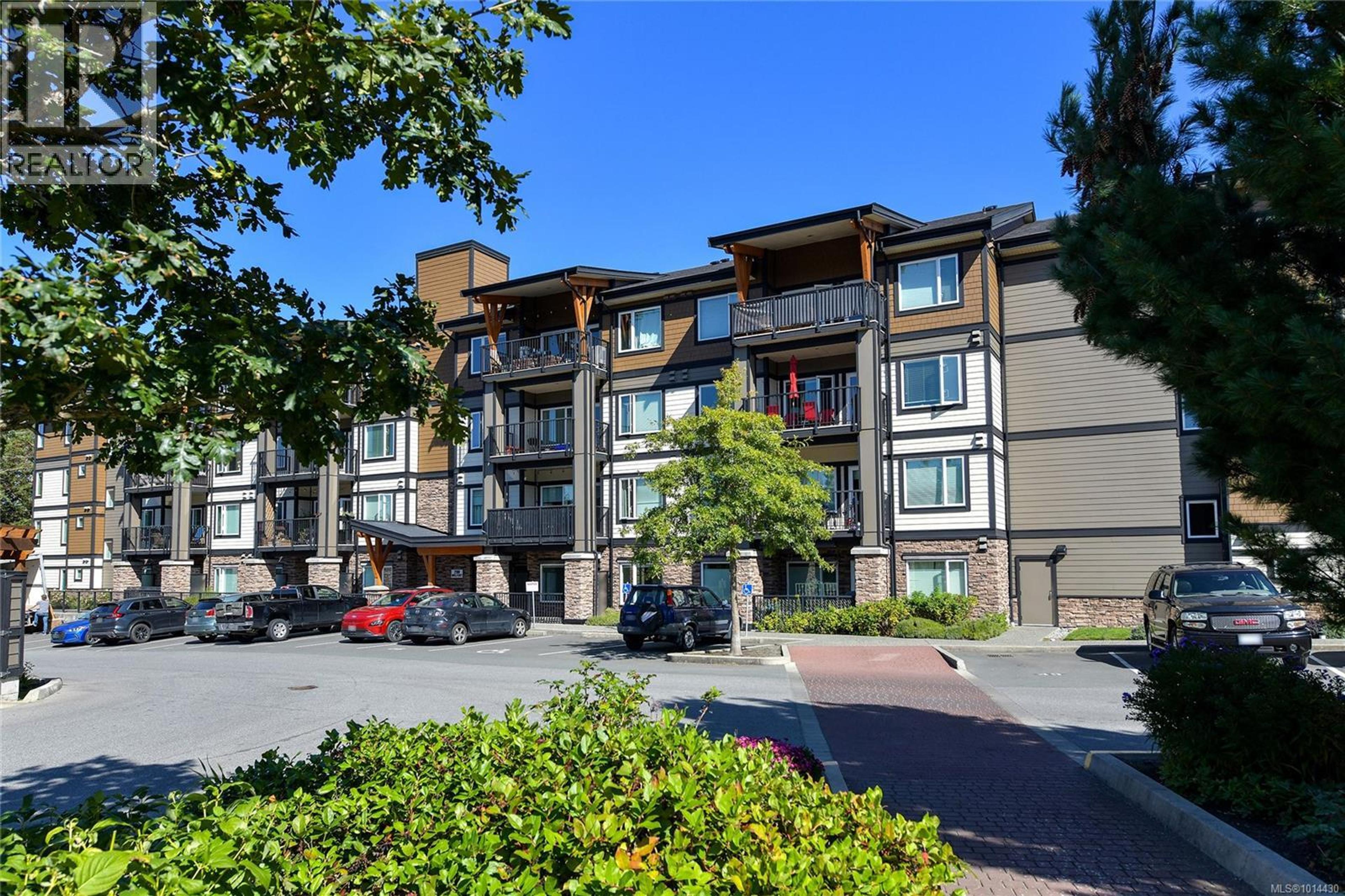 286 Wilfert Rd, View Royal - Exteriors - Full Complex View - Photo 1