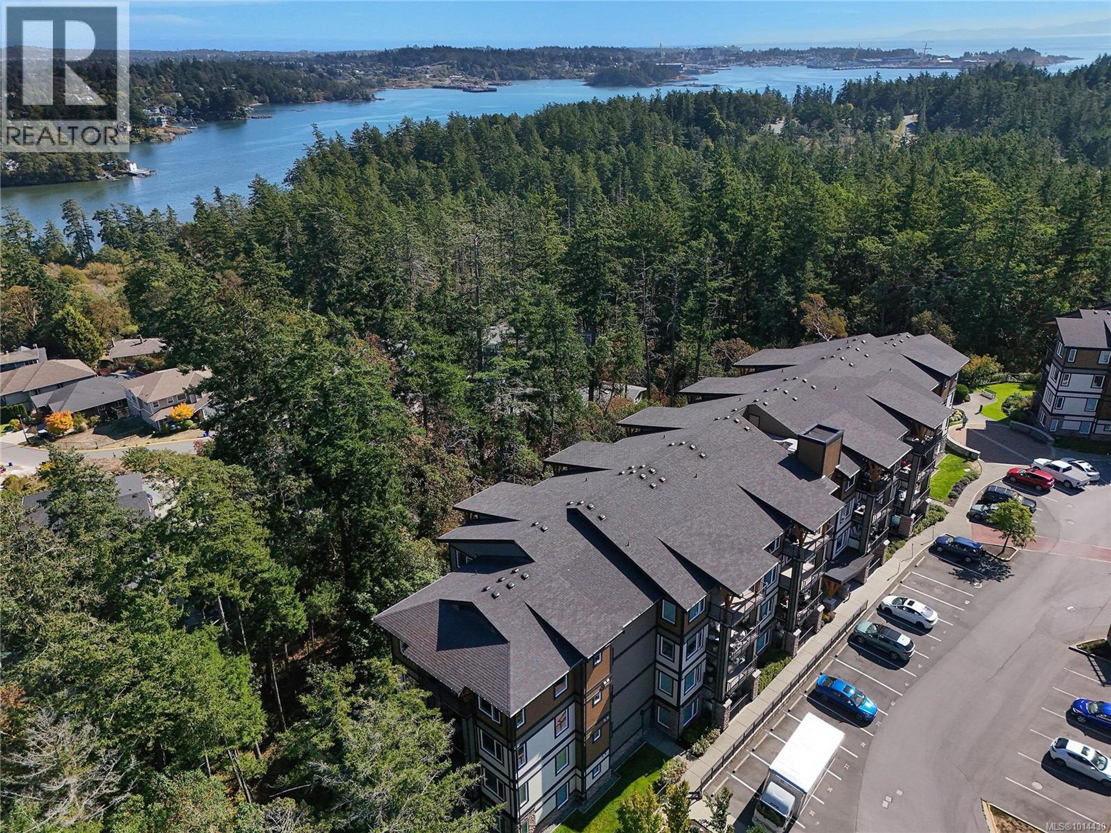 286 Wilfert Rd, View Royal - Exteriors - Full Complex View, Drone/Aerial View - Photo 5