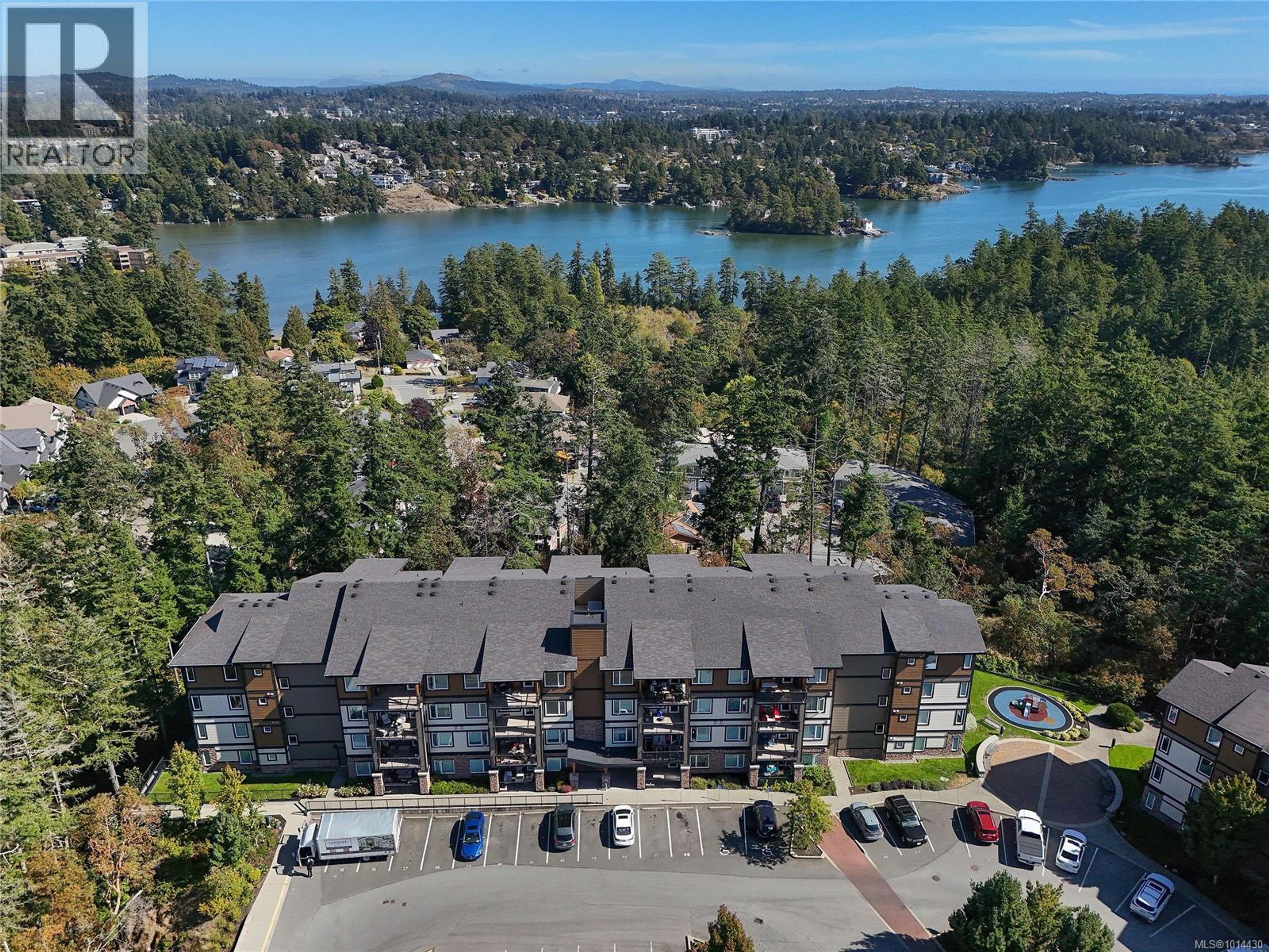 286 Wilfert Rd, View Royal - Exteriors - Full Complex View, Drone/Aerial View - Photo 7