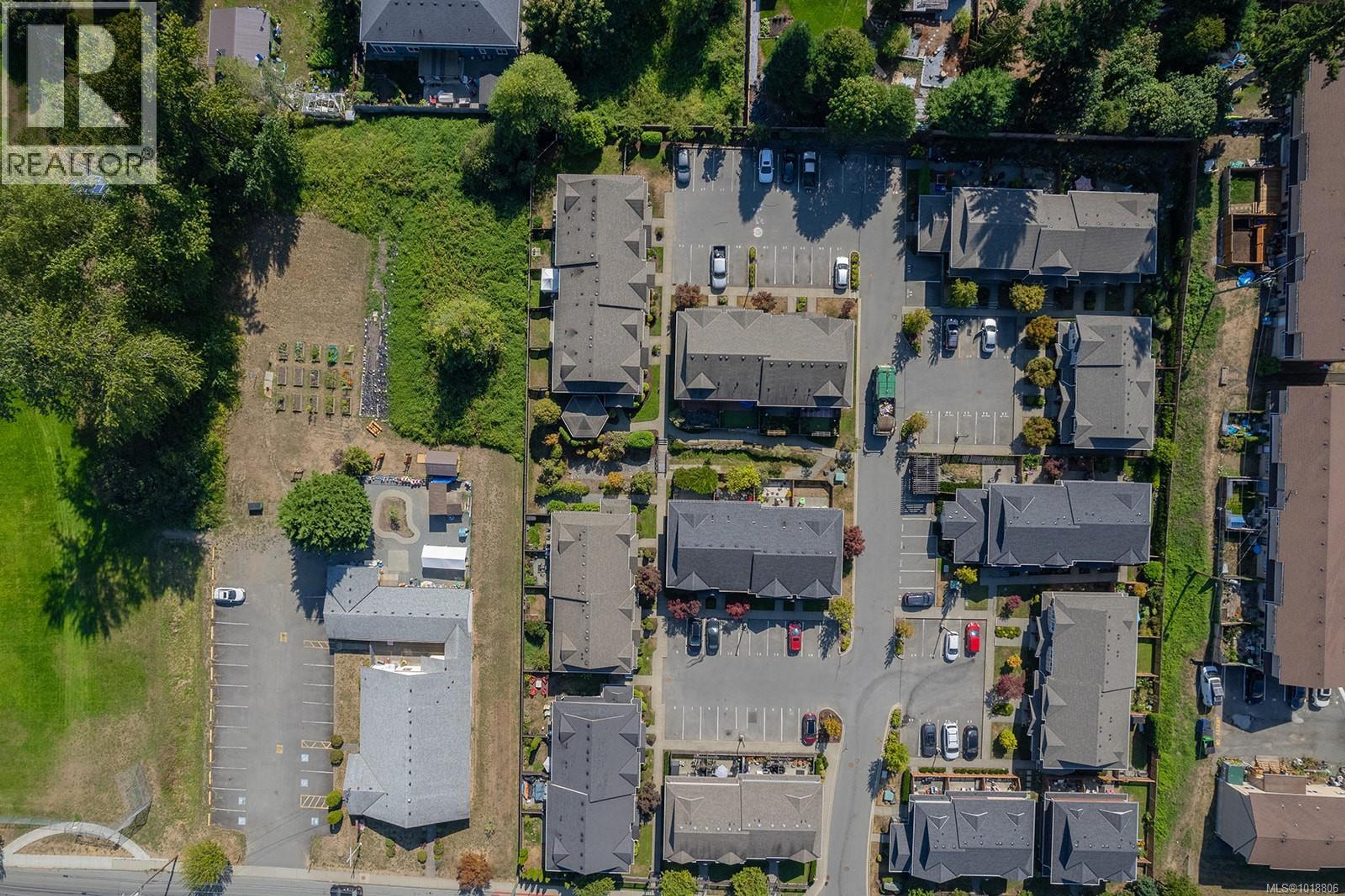 3050 Sherman Rd, Duncan - Exteriors - Full Complex View, Drone/Aerial View - Photo 2