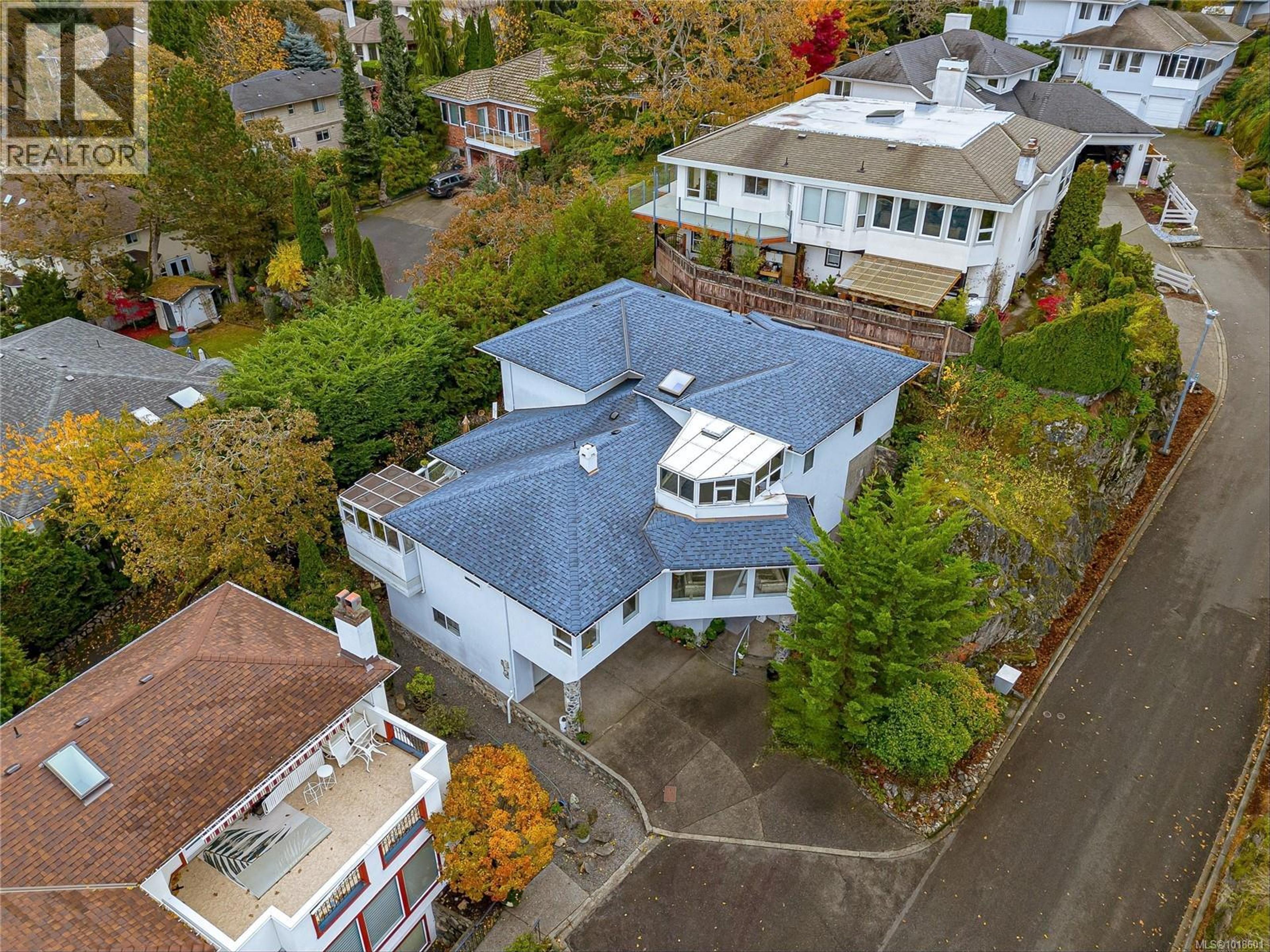 3713 Pointer Pl, Saanich - Exteriors - Drone/Aerial View - Photo 6