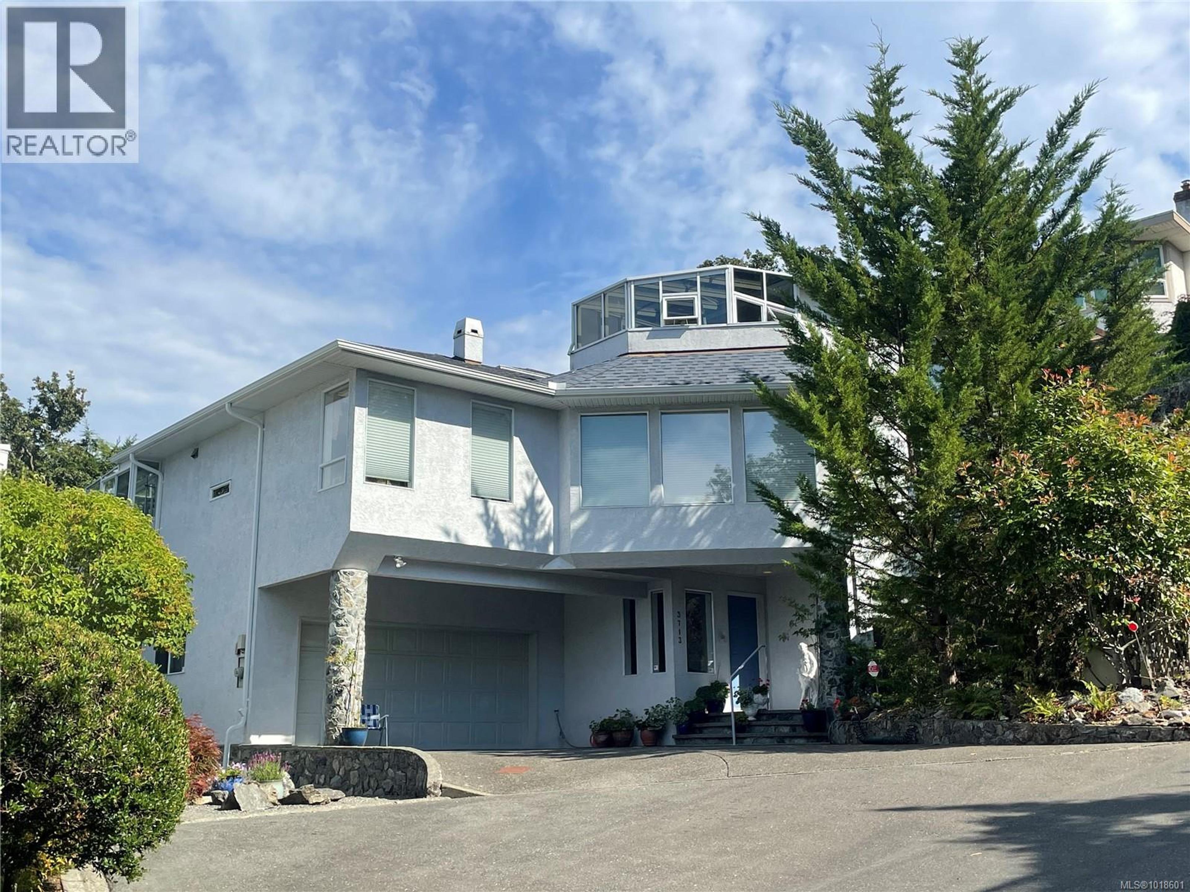 3713 Pointer Pl, Saanich - Exteriors - Photo 7