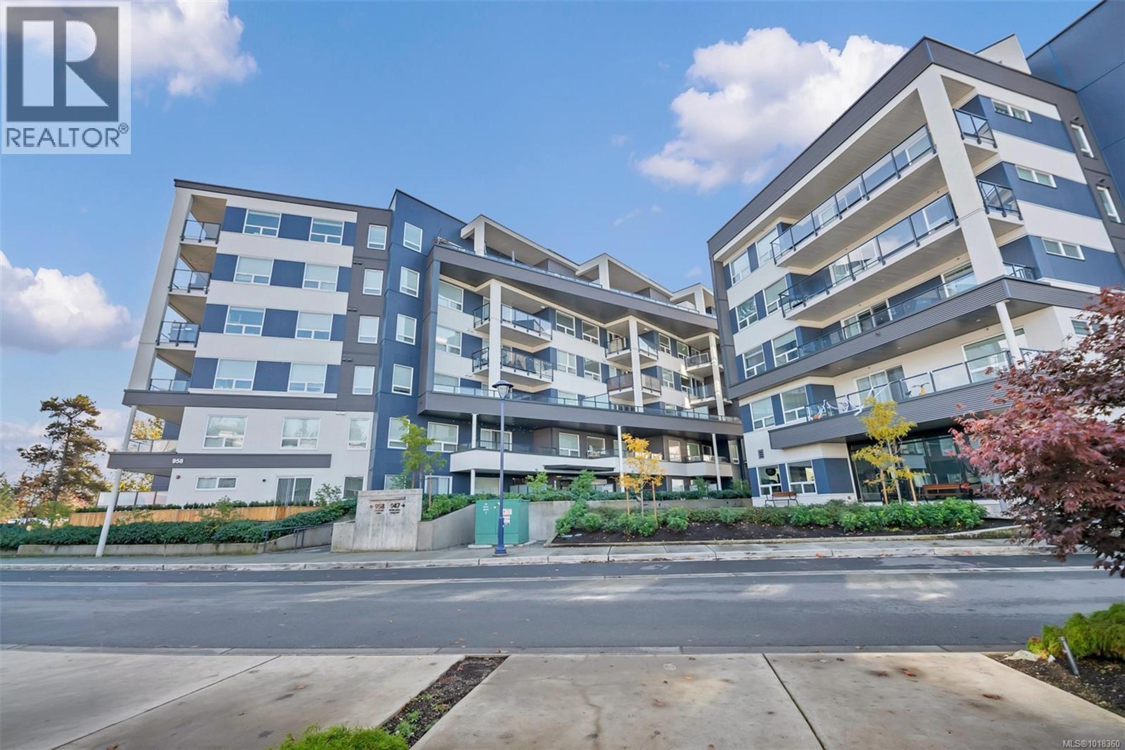 #408 958 PHAROAH MEWS - Main Image