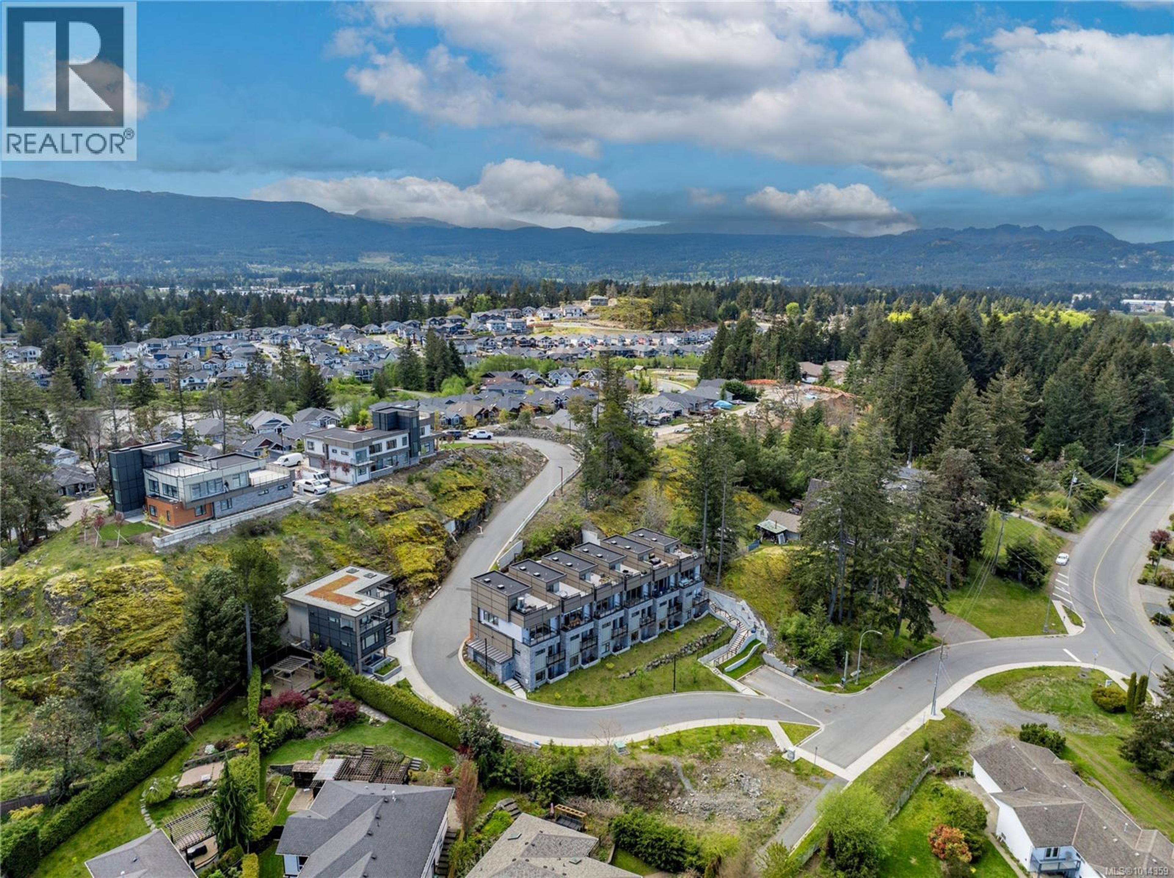 5711 Vanderneuk Rd, Nanaimo - Exteriors - Full Complex View, Drone/Aerial View - Photo 9