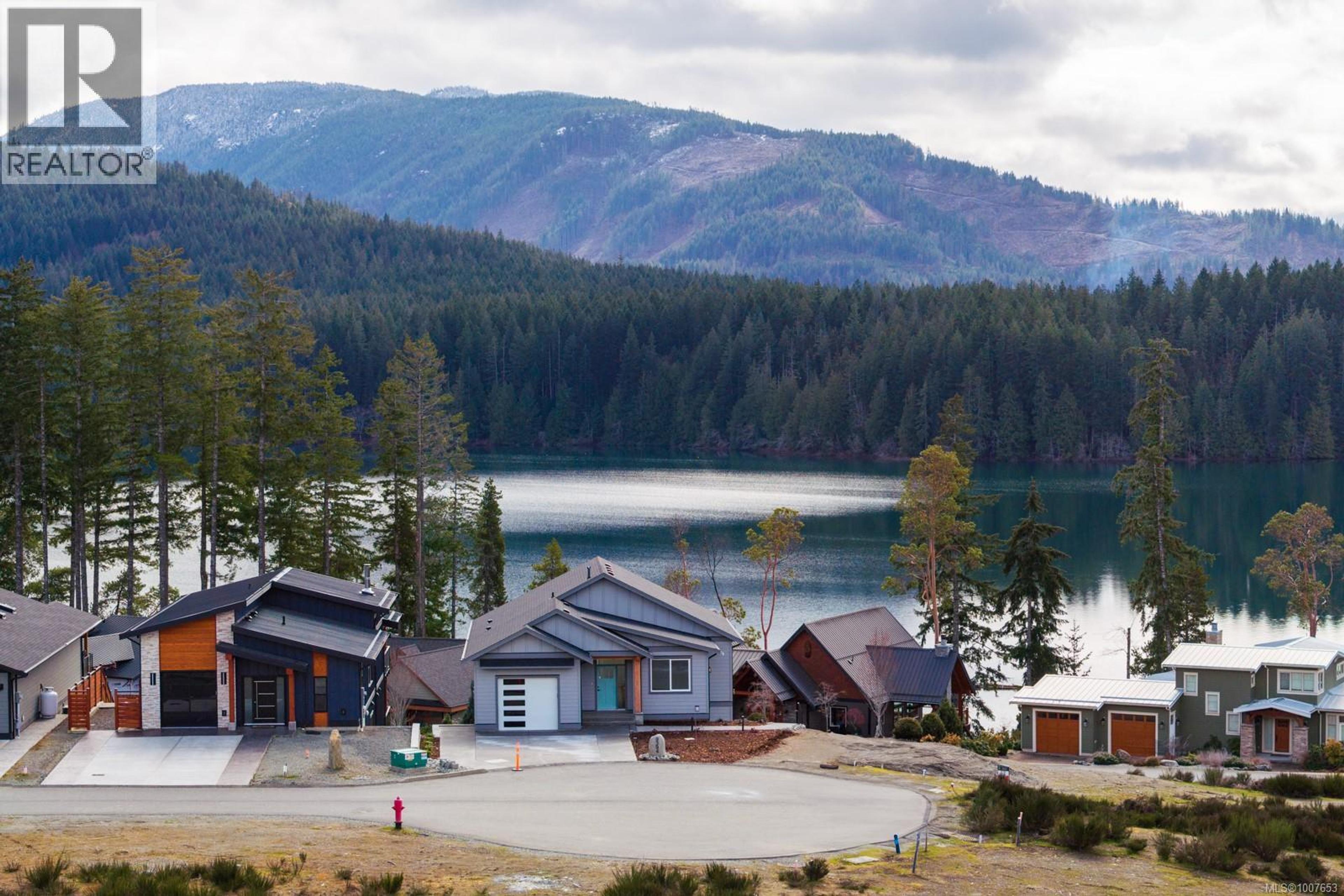 9388 Lakefront Rise, Lake Cowichan - Exteriors - Full Complex View - Photo 2