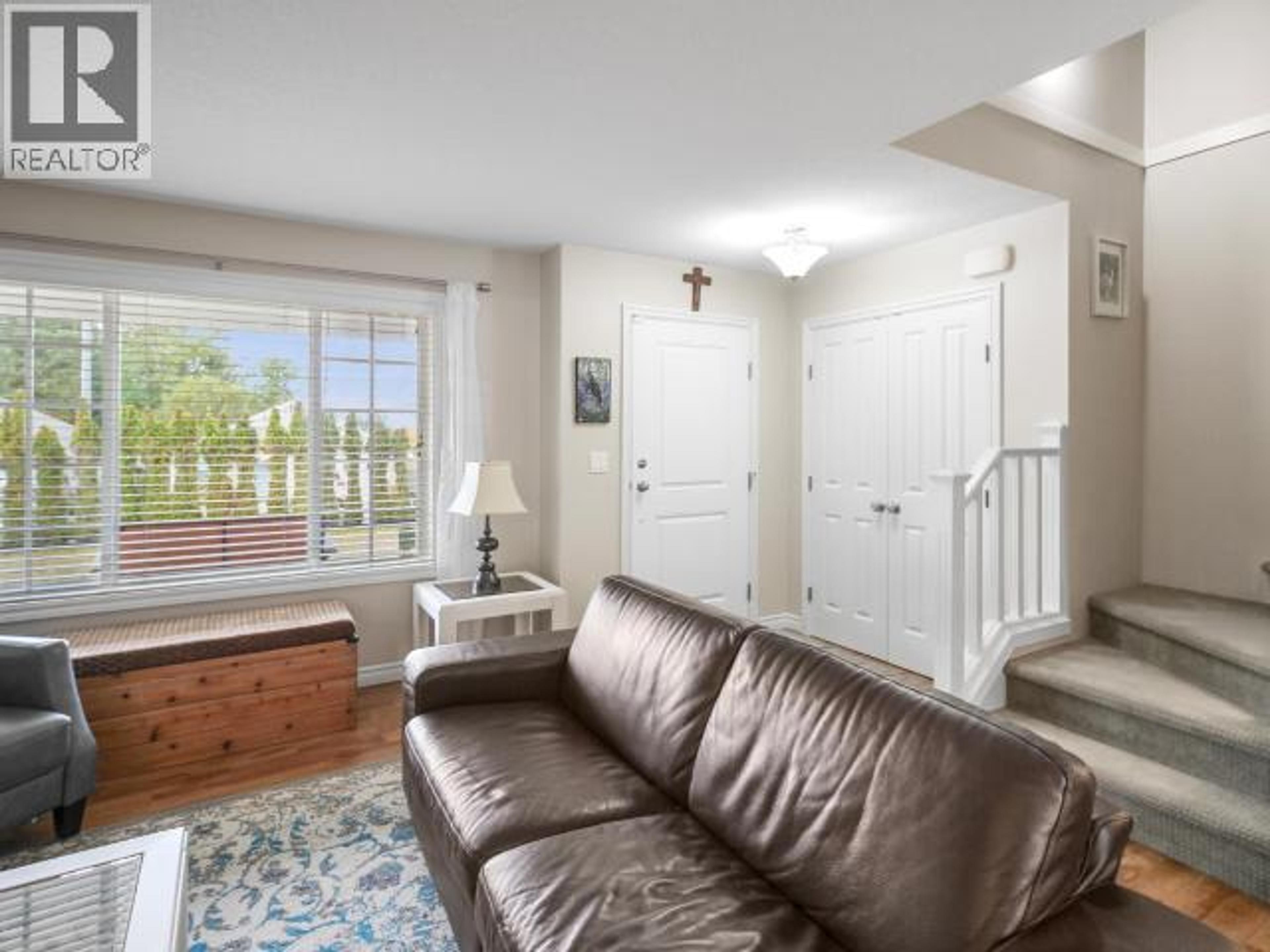 4114 BOWNESS AVE - Image 3