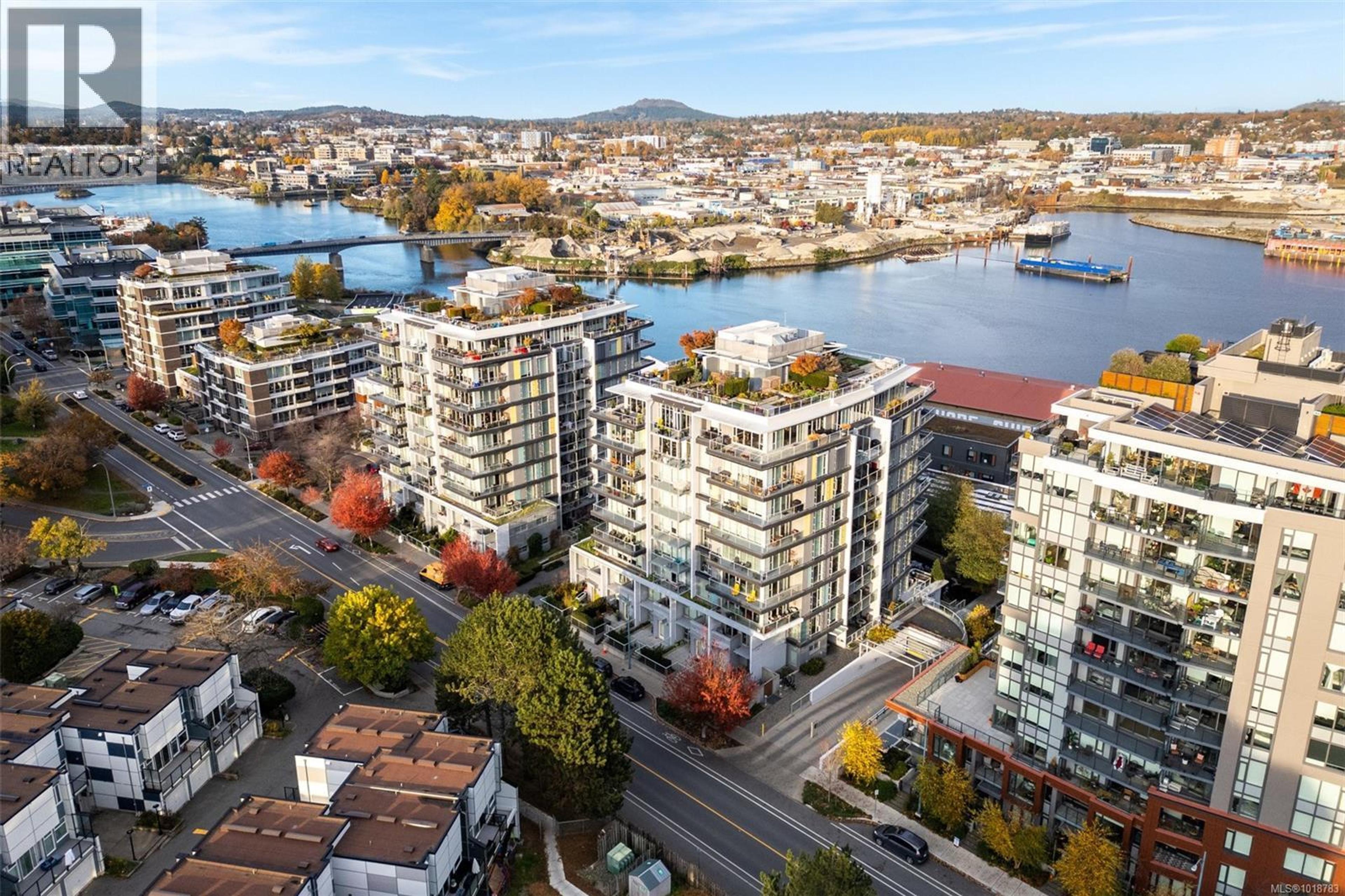 #308 373 TYEE RD - Image 2