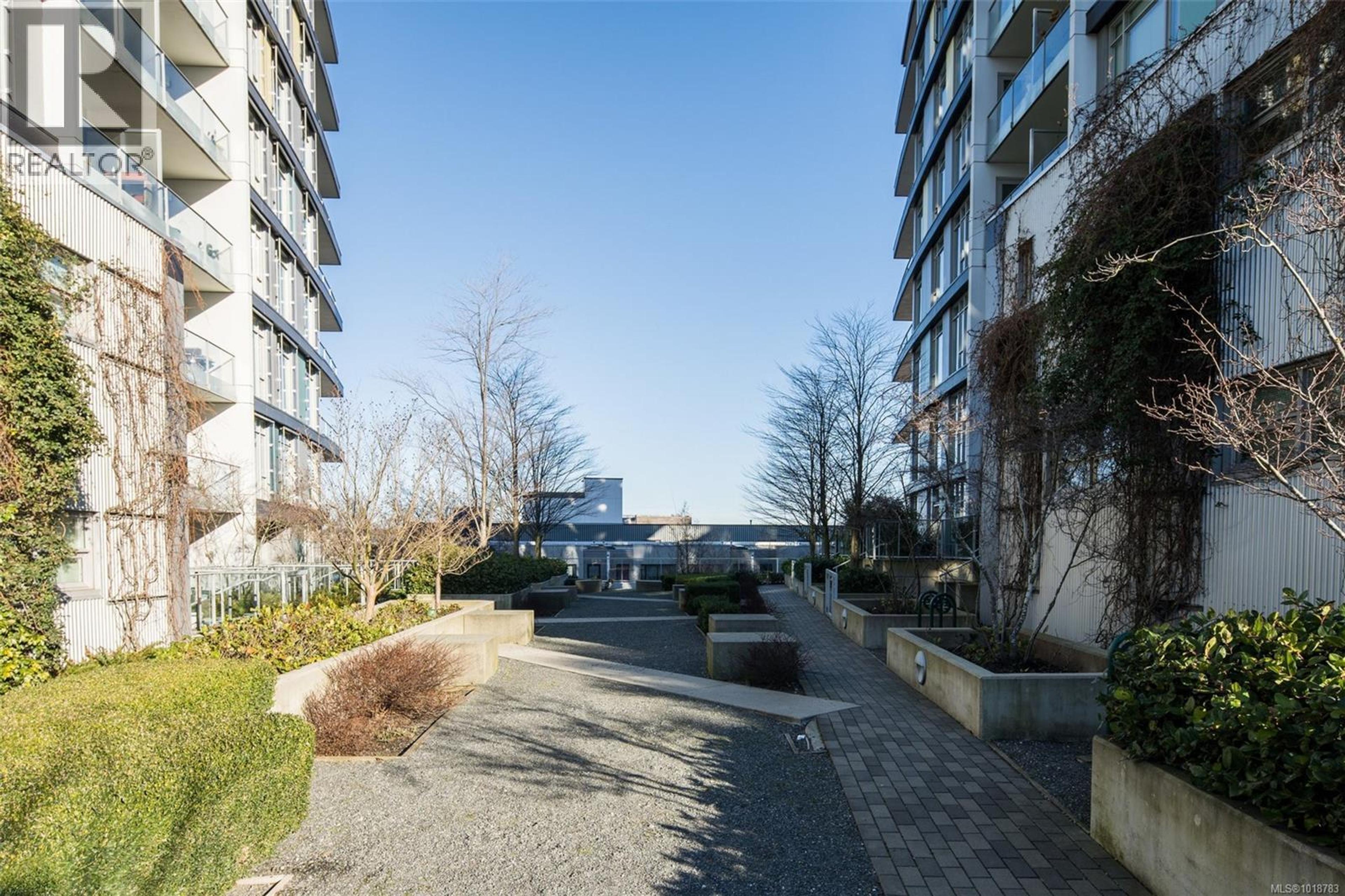 373 Tyee Rd, Victoria - Exteriors - Full Complex View - Photo 4