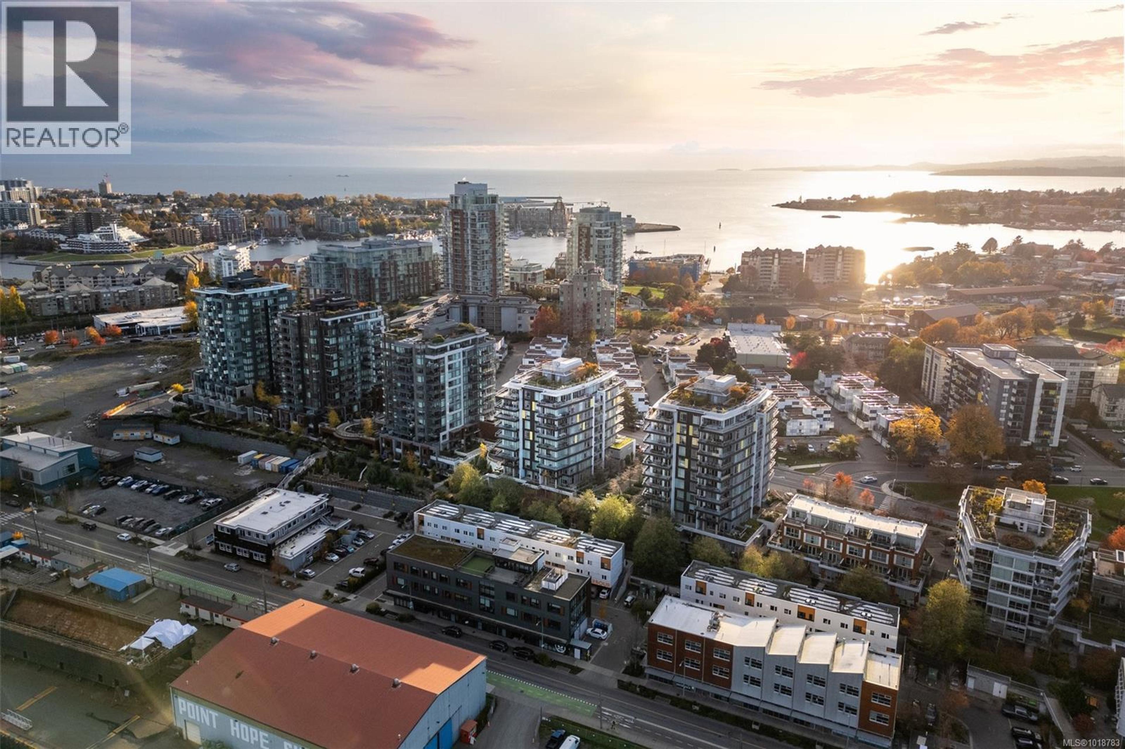 #308 373 TYEE RD - Image 3