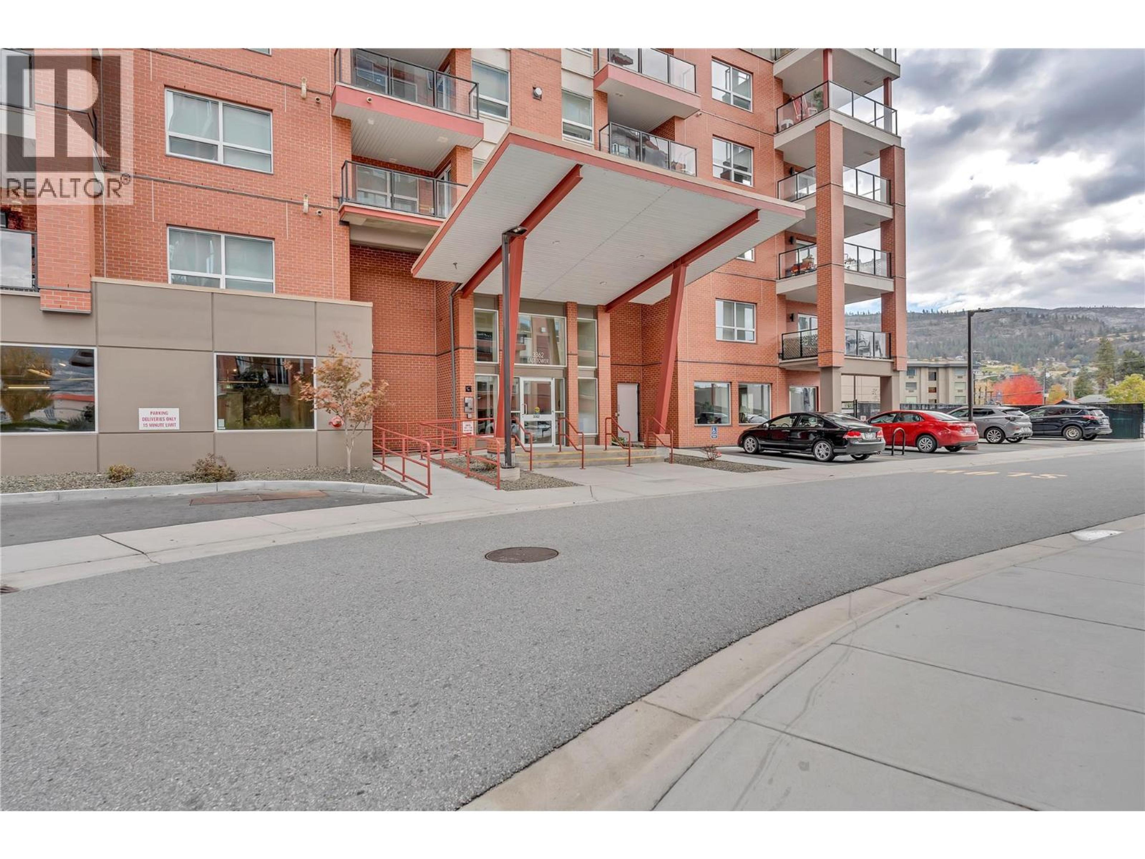 3362 SKAHA LAKE Road, Penticton - Exteriors - Photo 2