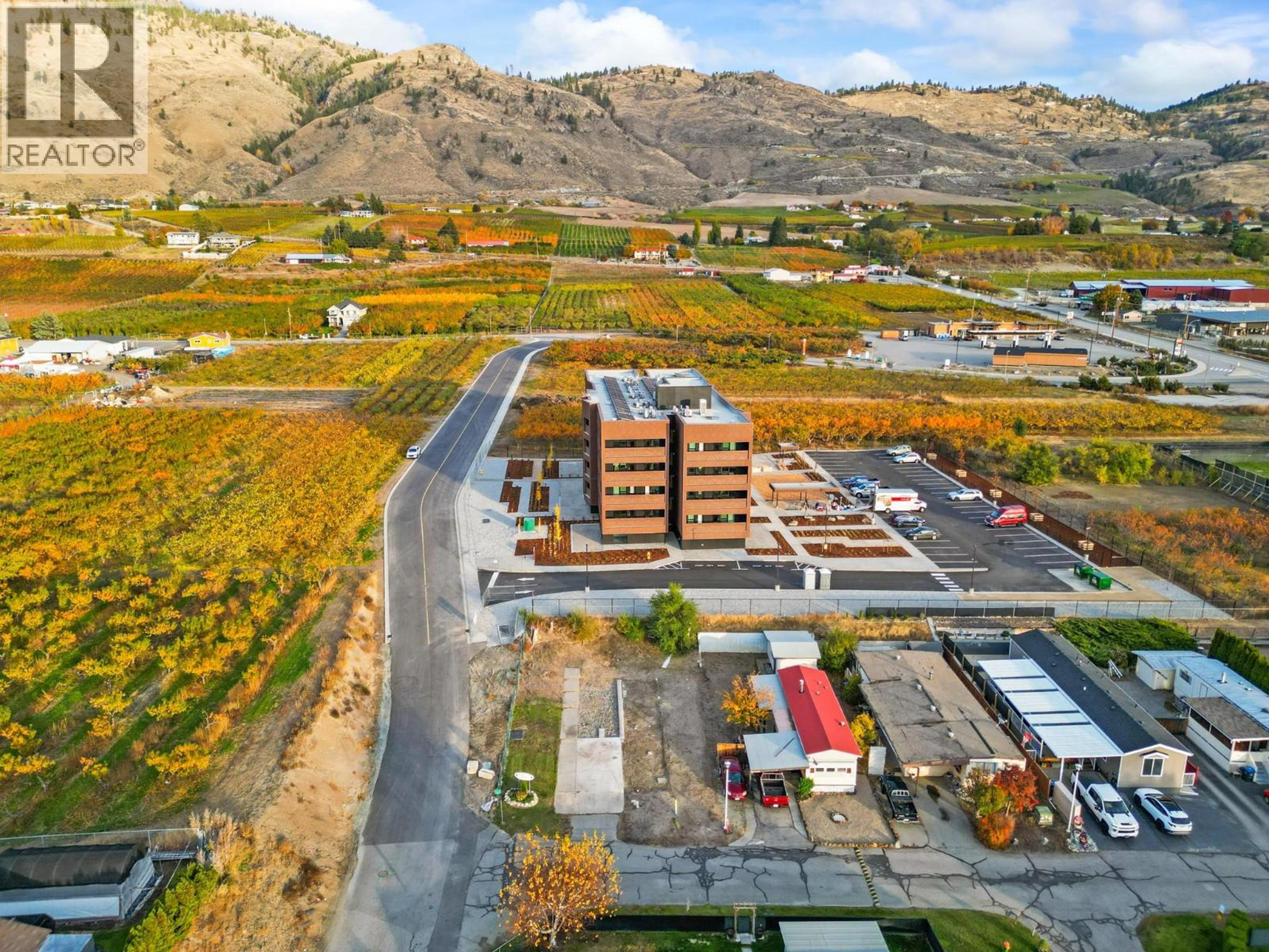 4911 Cedar Lane, Osoyoos - Exteriors - Drone/Aerial View - Photo 3