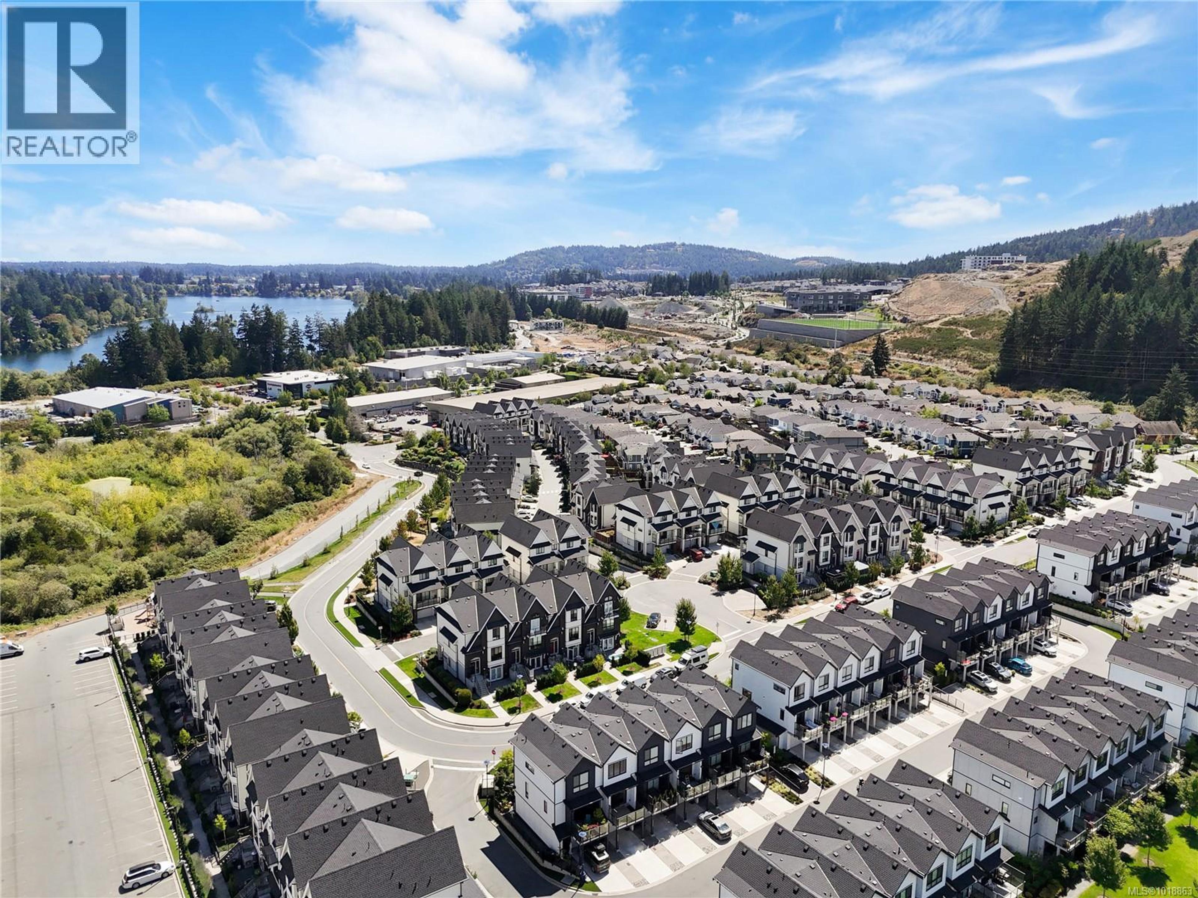 1023 BOXCAR CLOSE - Image 3