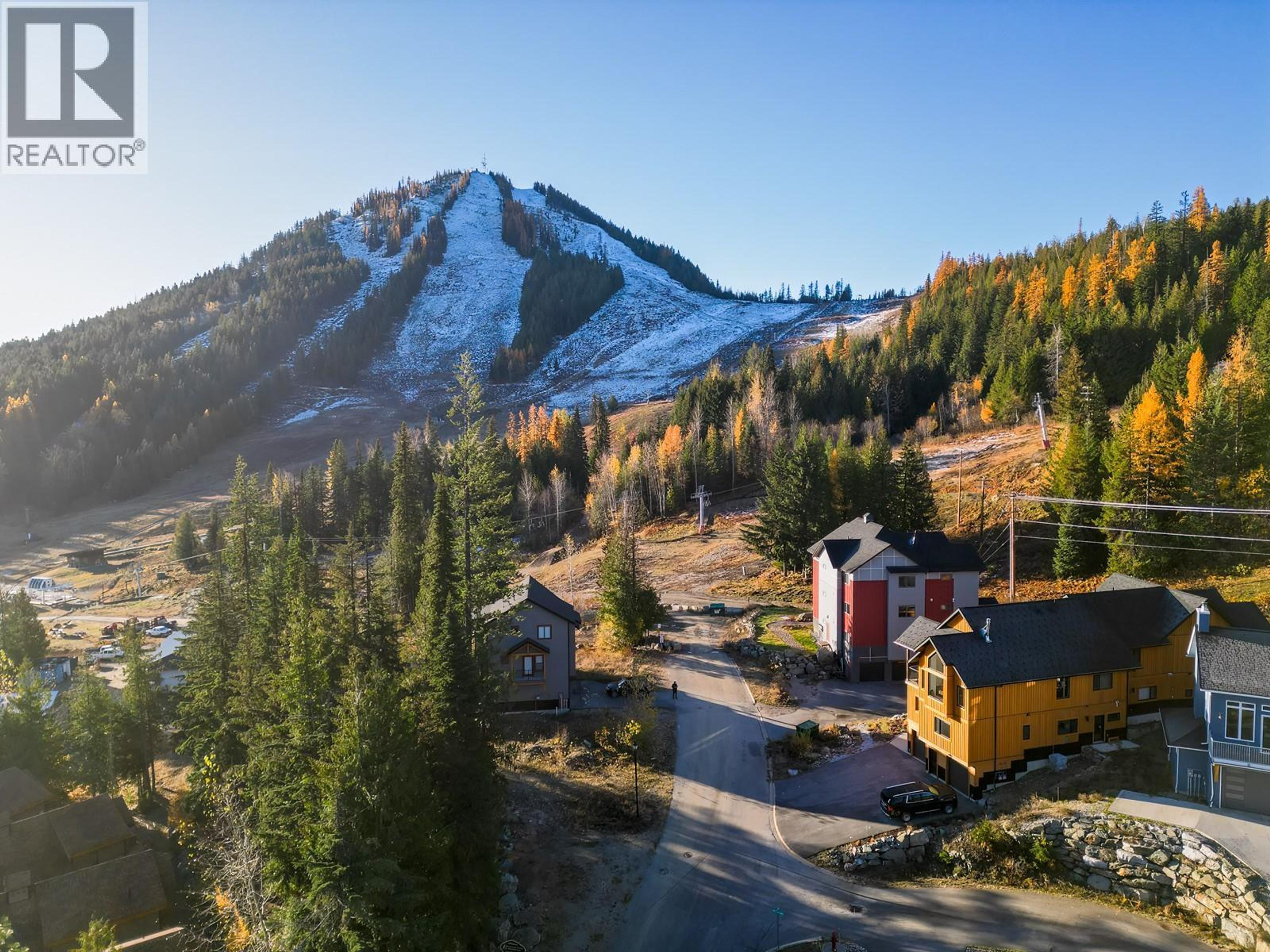 #B 2001 CREST ROAD - Main Image