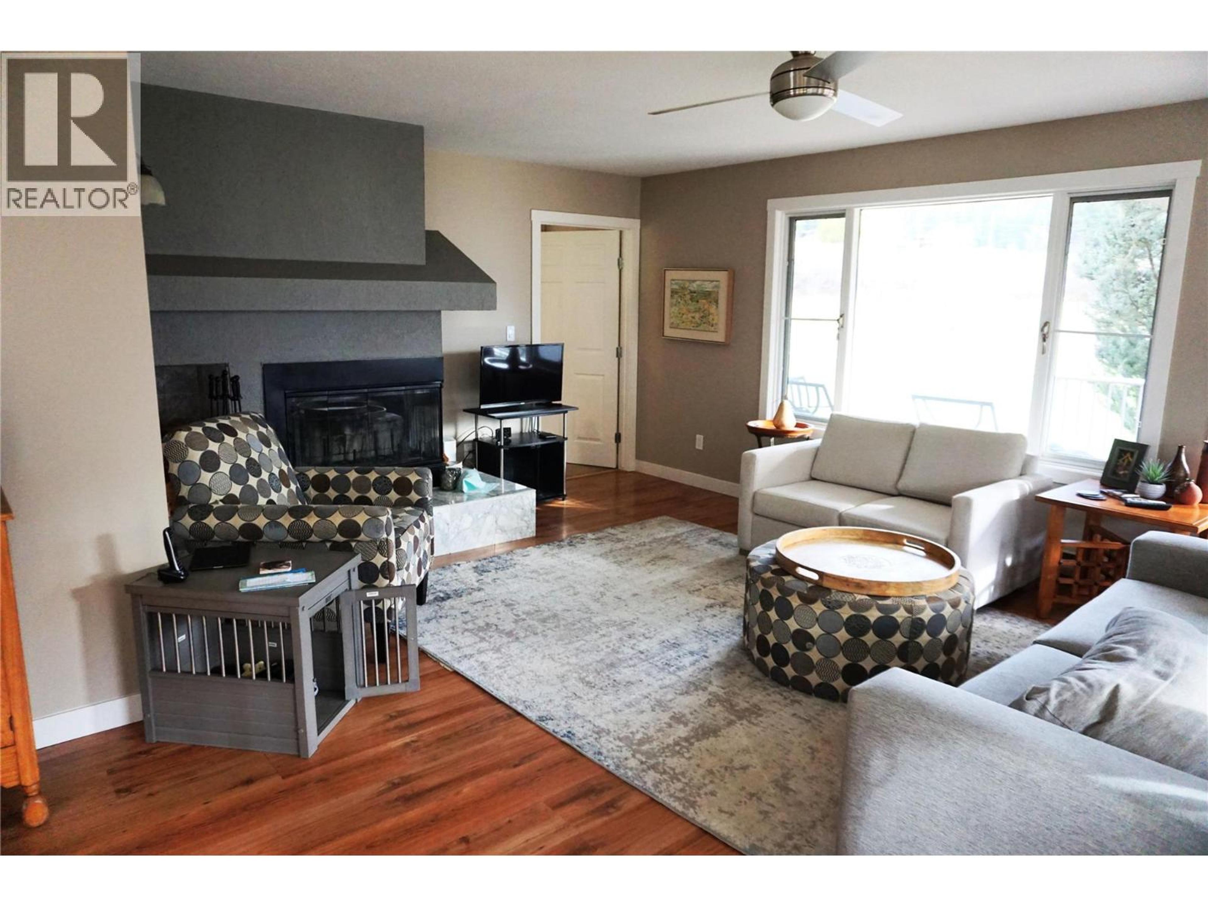 #10 5054 RIVERVIEW ROAD - Main Image