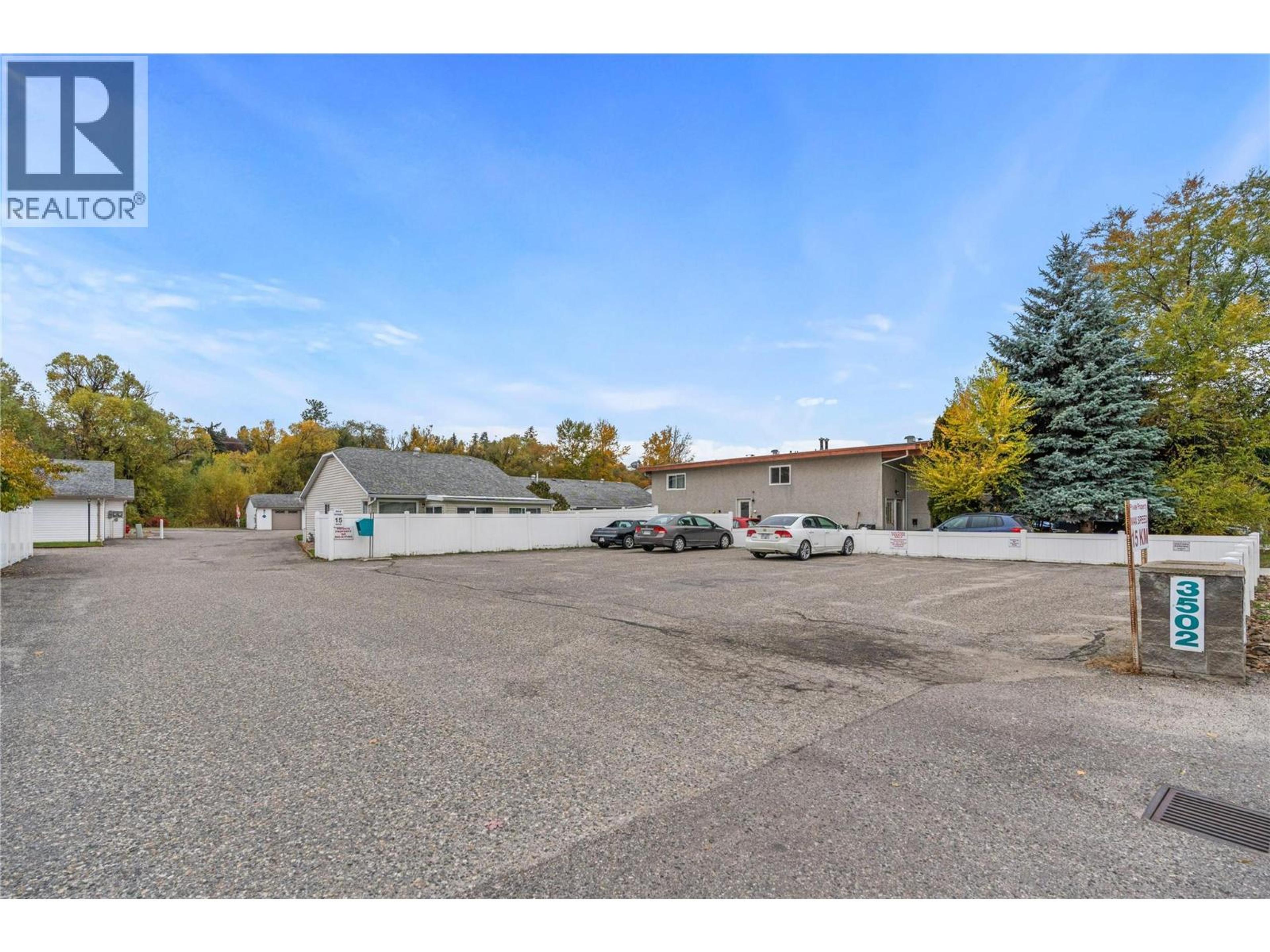 3502 24 Avenue, Vernon - Exteriors - Full Complex View - Photo 4