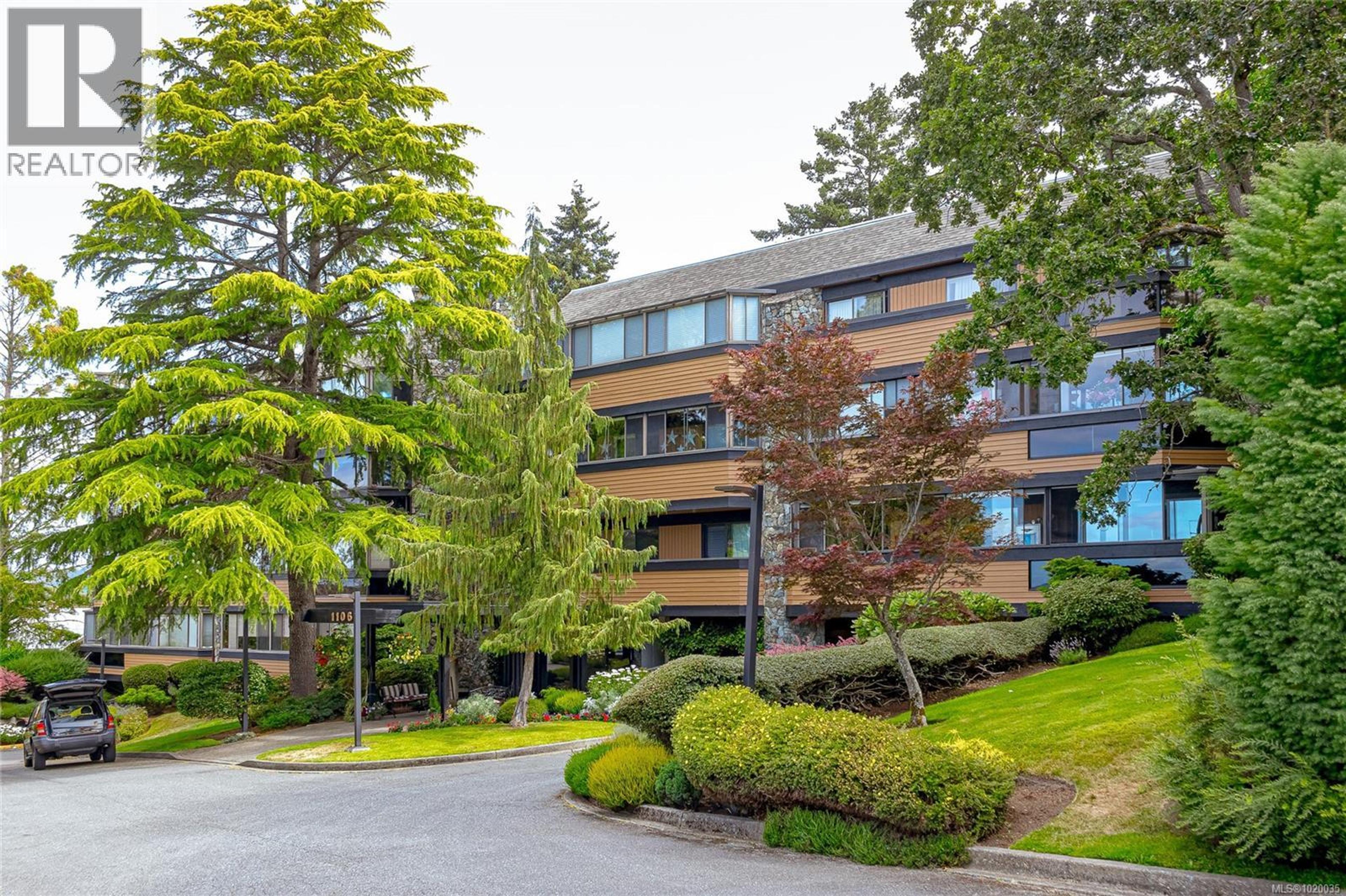 1106 Glenora Pl, Saanich - Exteriors - Photo 1